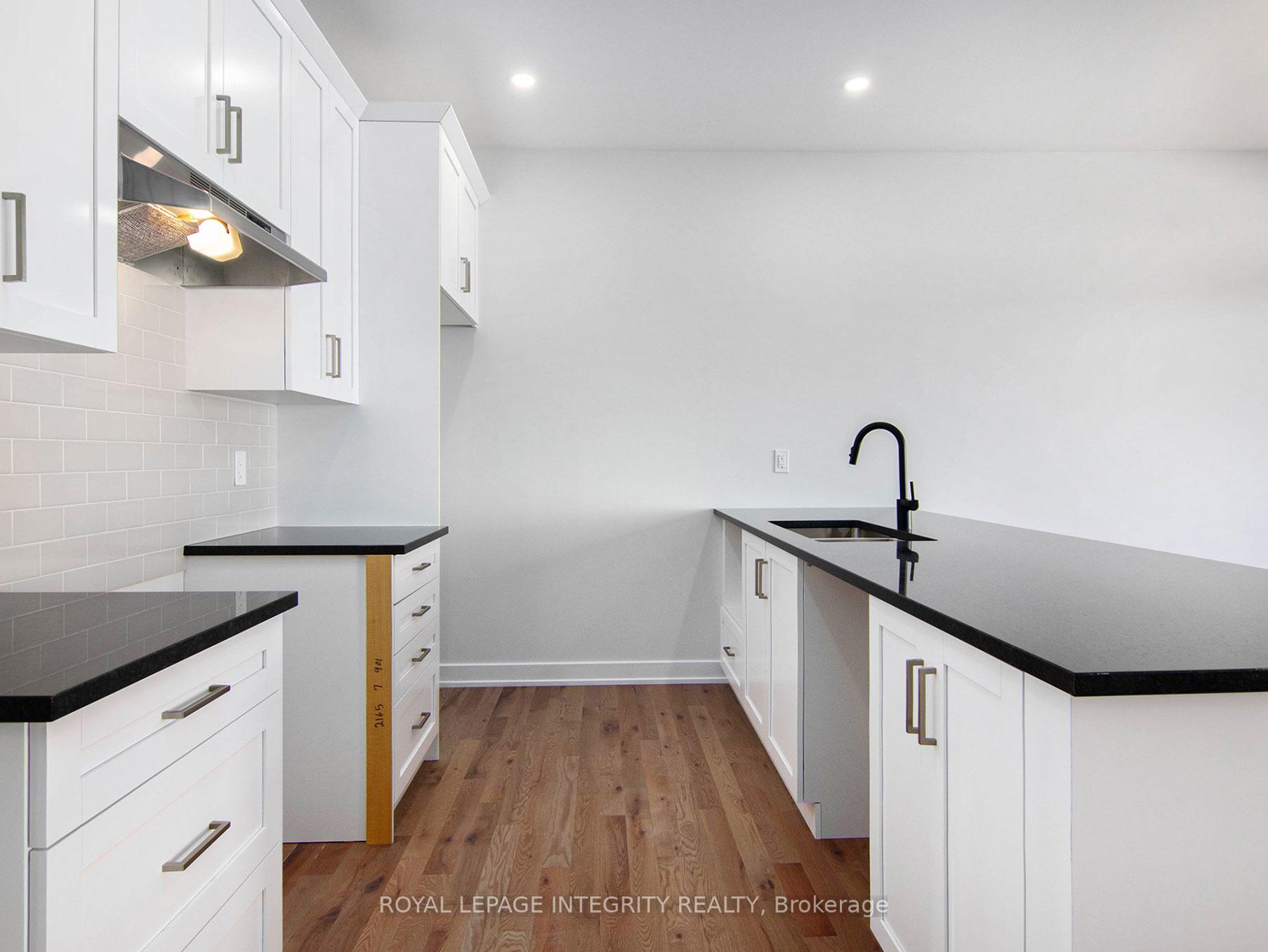 Photo 8 of 6 Morrall Court, Arnprior, Arnprior — HOMEH
