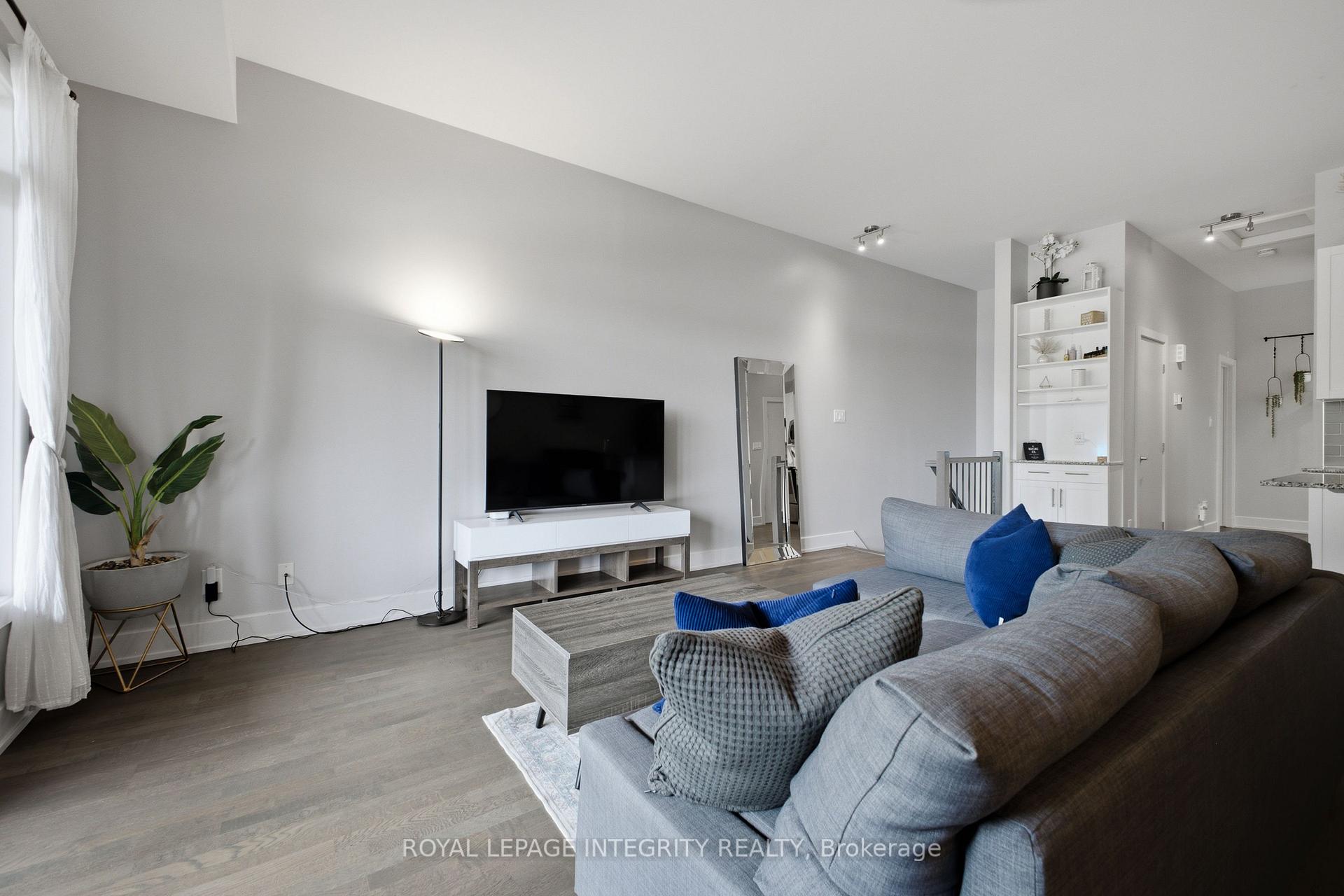 Photo 6 of 48 Bergeron Private, Ottawa, Chapel Hill — HOMEH