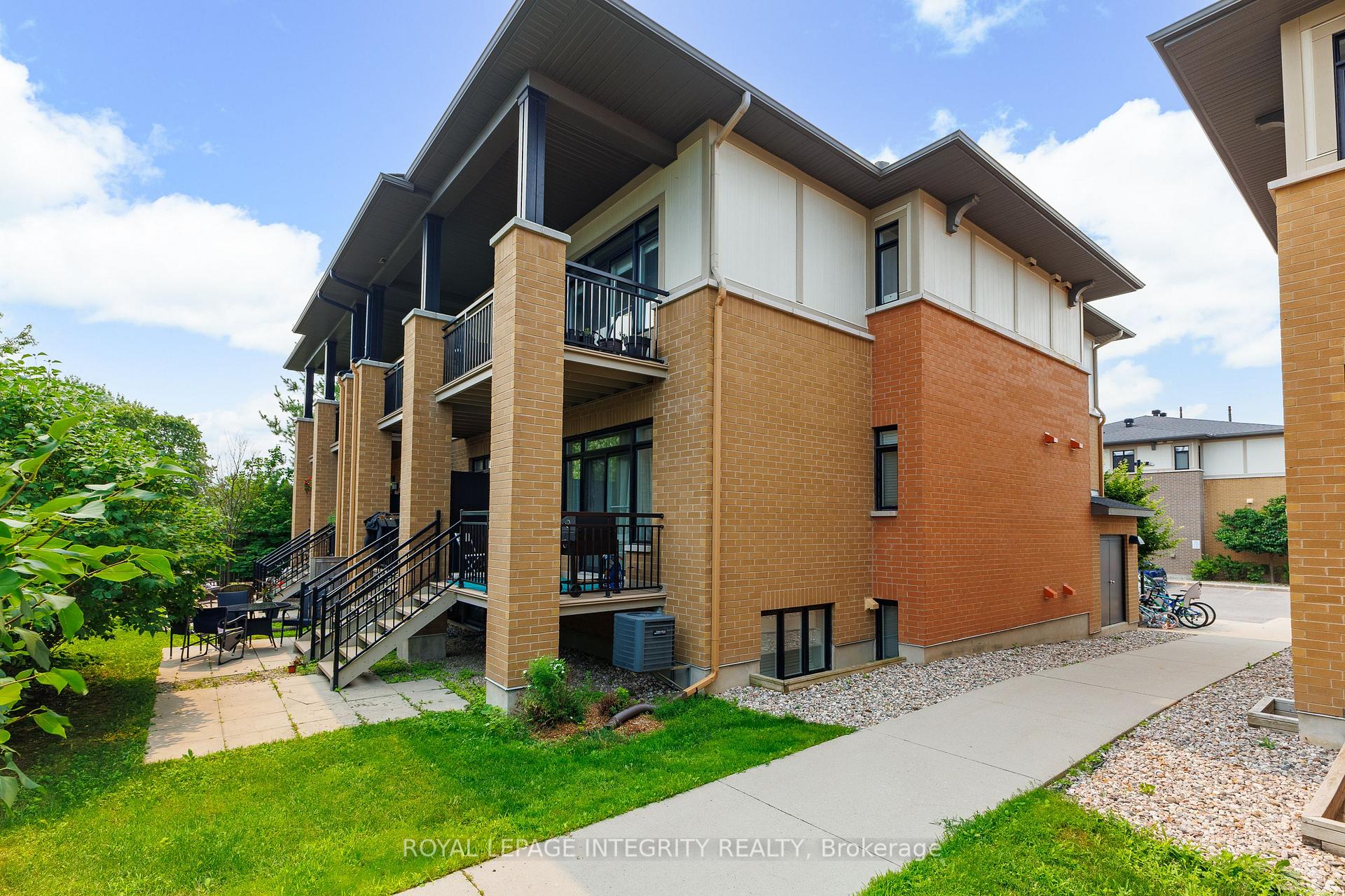 Photo 35 of 48 Bergeron Private, Ottawa, Chapel Hill — HOMEH