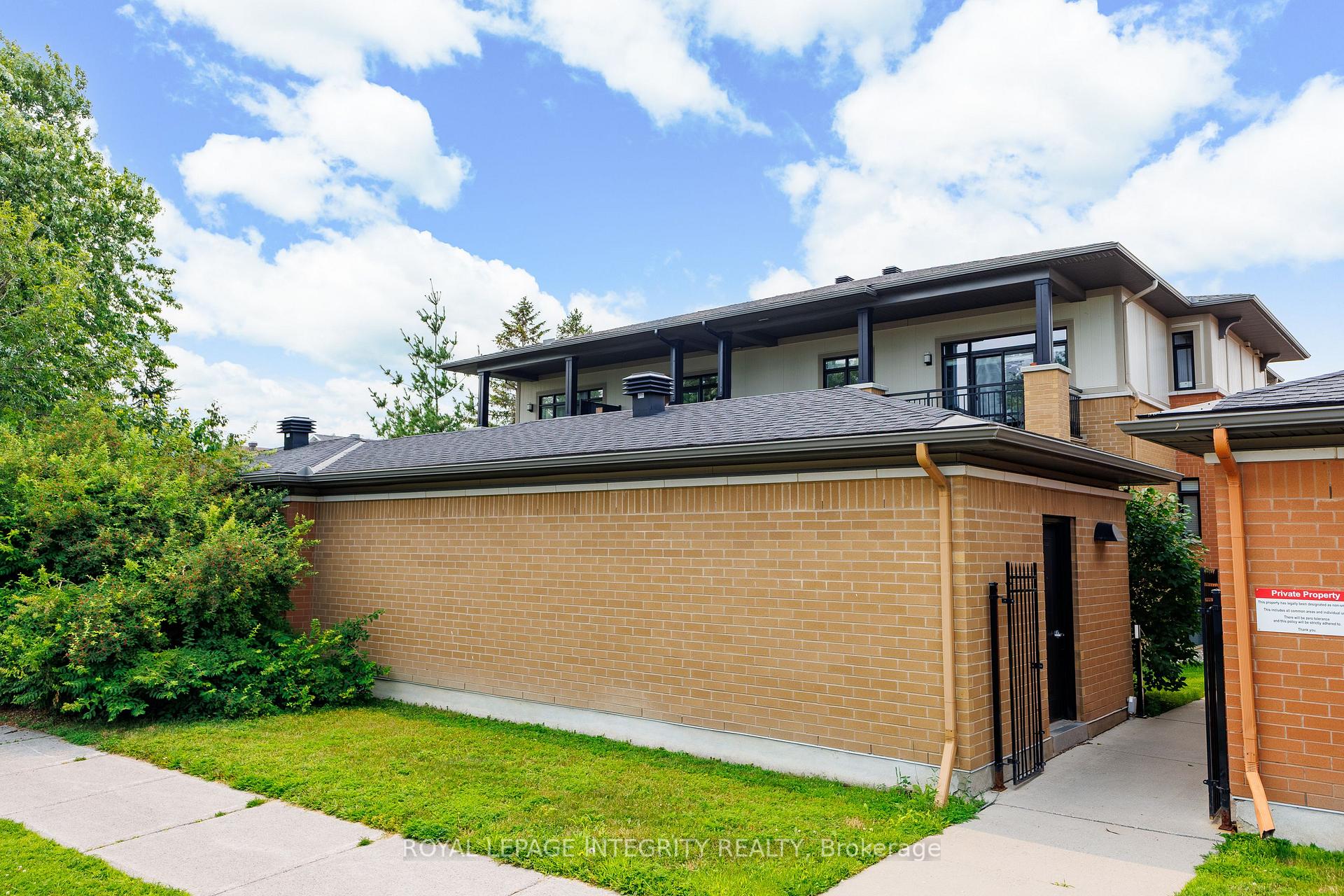 Photo 37 of 48 Bergeron Private, Ottawa, Chapel Hill — HOMEH