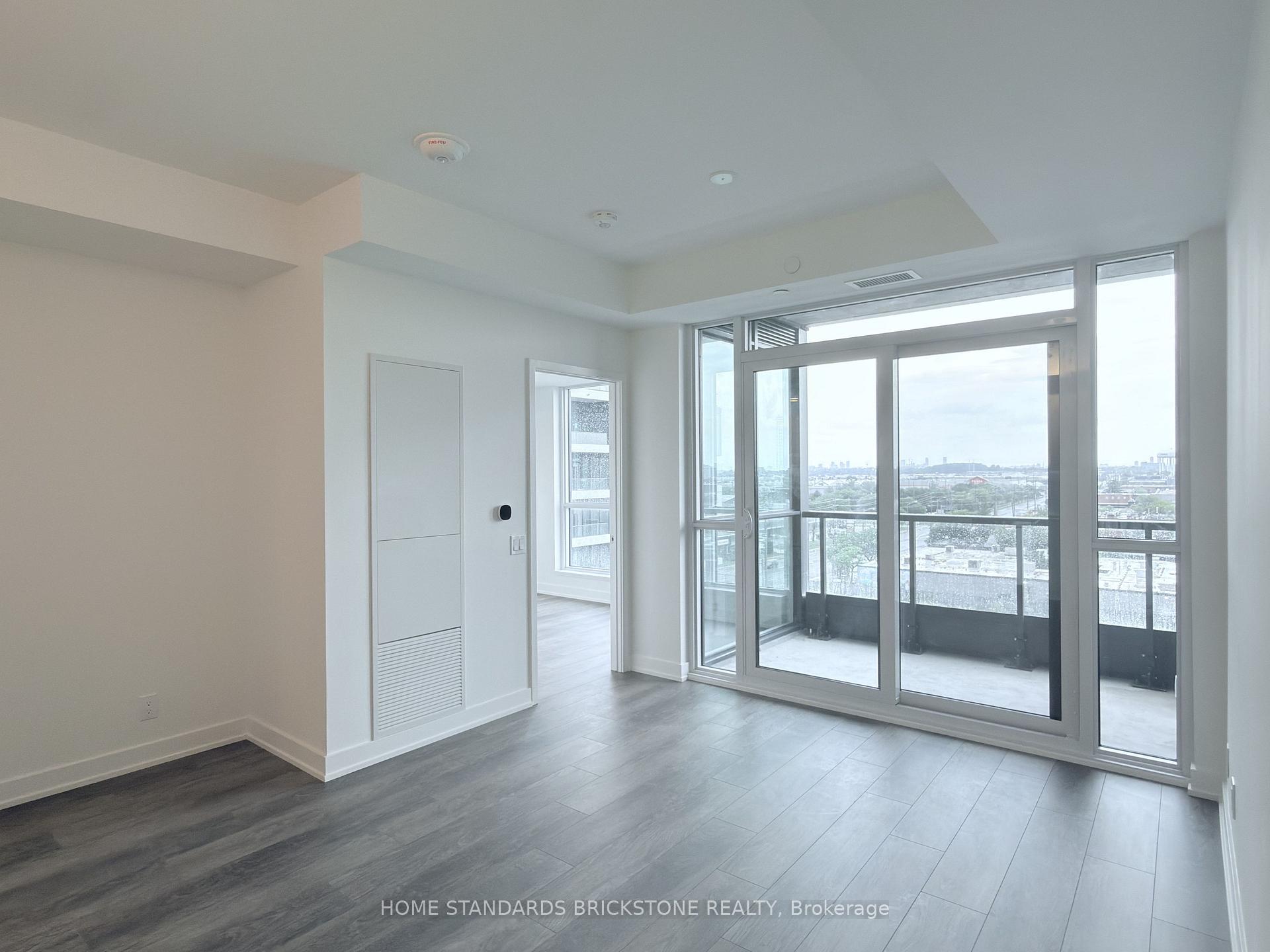 Photo 5 of Unit 702, 20 Deans Drive, Scarborough, Clairlea-Birchmount — HOMEH