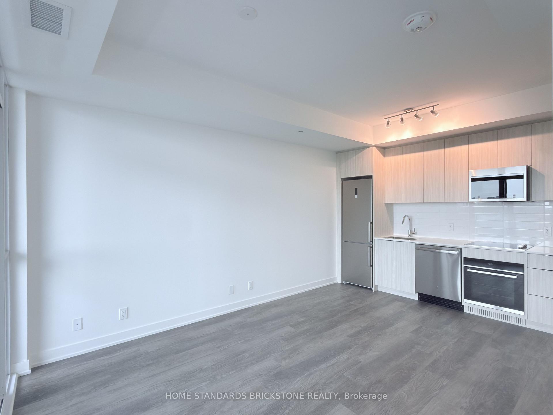 Photo 6 of Unit 702, 20 Deans Drive, Scarborough, Clairlea-Birchmount — HOMEH