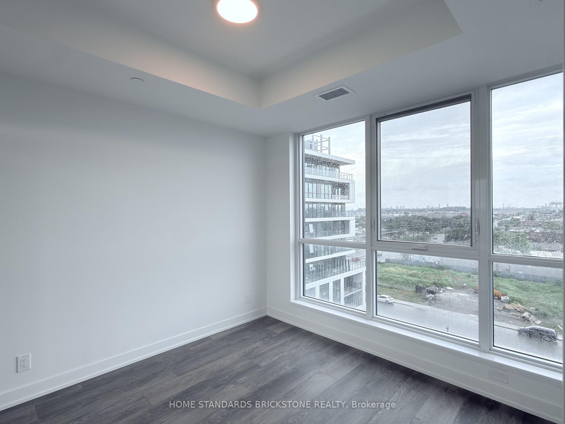 Photo 9 of Unit 702, 20 Deans Drive, Scarborough, Clairlea-Birchmount — HOMEH