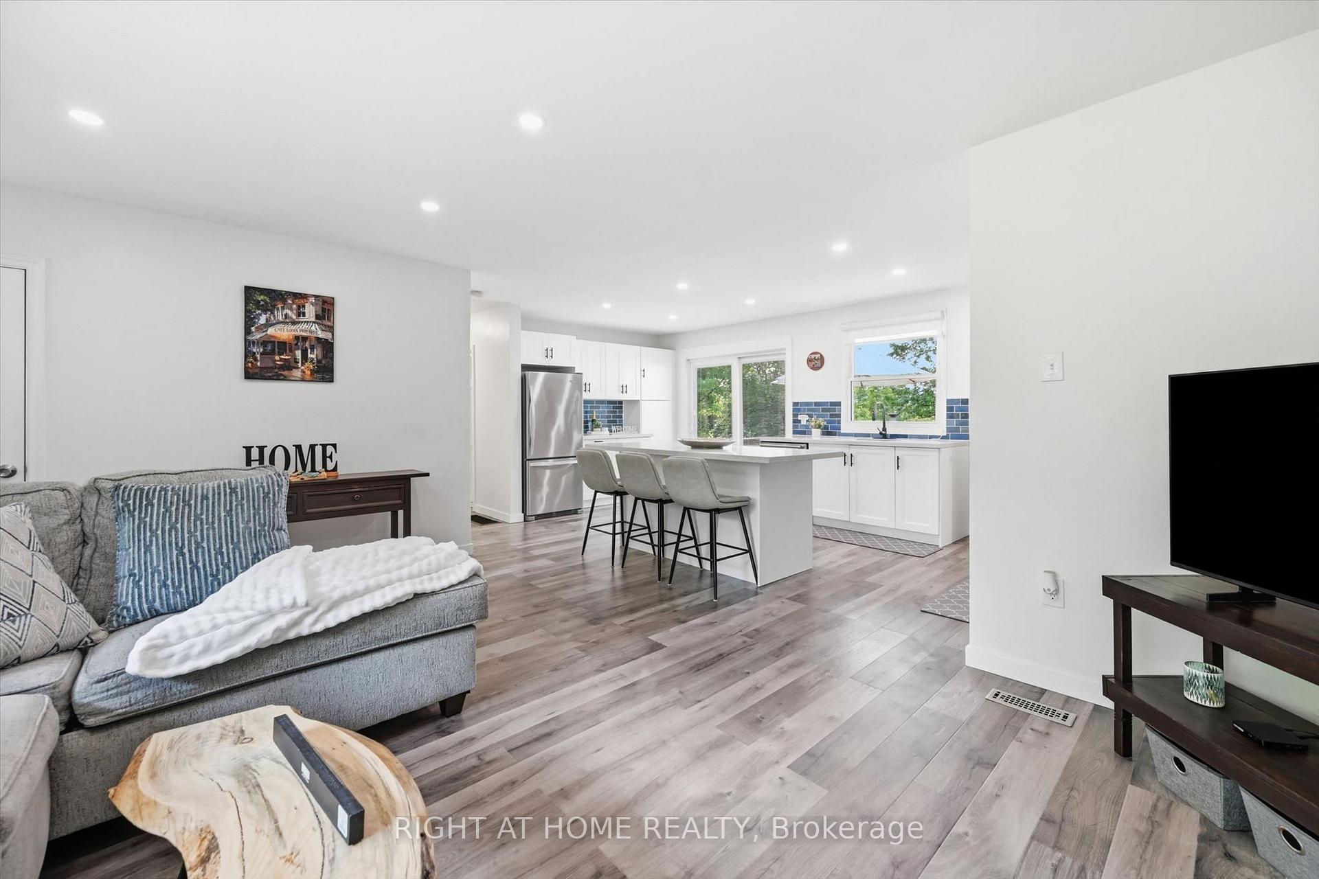 Photo 9 of 263 Weir's Lane, Hamilton, Greensville — HOMEH