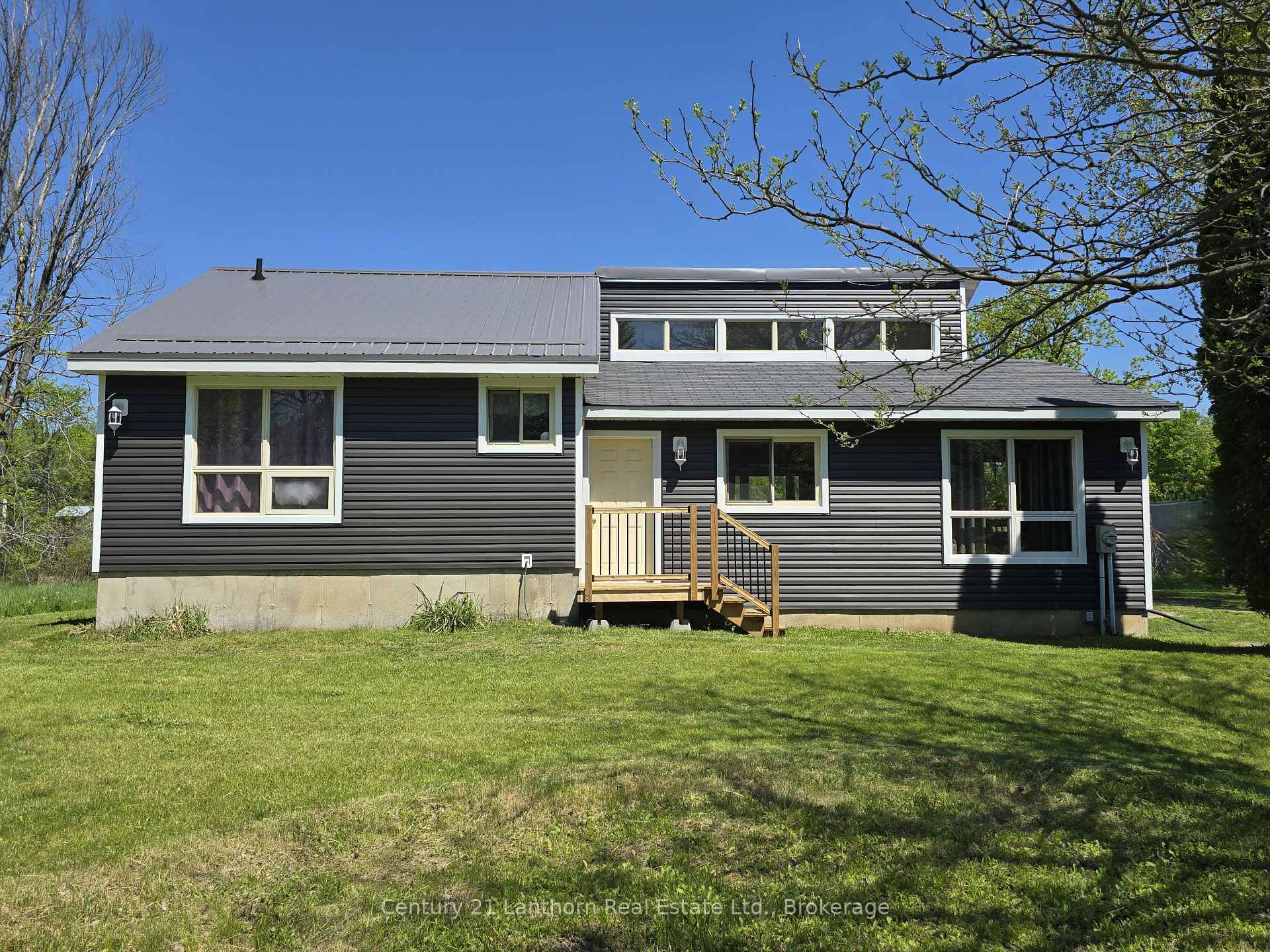 Photo 3 of 2147 Marlbank Road, Tweed, Hungerford (Twp) — HOMEH