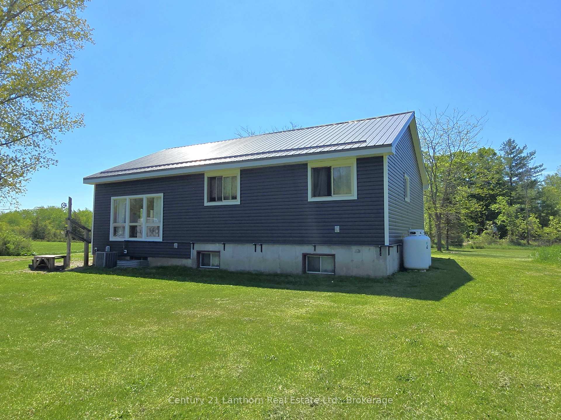 Photo 6 of 2147 Marlbank Road, Tweed, Hungerford (Twp) — HOMEH