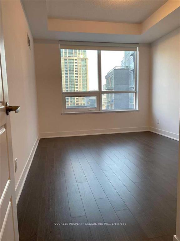 Photo 7 of Unit 821, 7 Kenaston Gardens, North York, Bayview Village — HOMEH