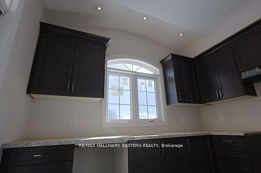 Photo 16 of 35 Coldbrook Drive, Cavan Monaghan, Millbrook Village — HOMEH