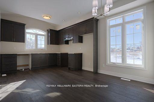 Photo 18 of 35 Coldbrook Drive, Cavan Monaghan, Millbrook Village — HOMEH