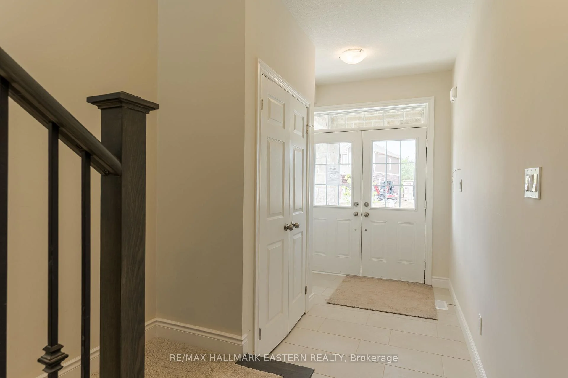 Photo 2 of 35 Coldbrook Drive, Cavan Monaghan, Millbrook Village — HOMEH