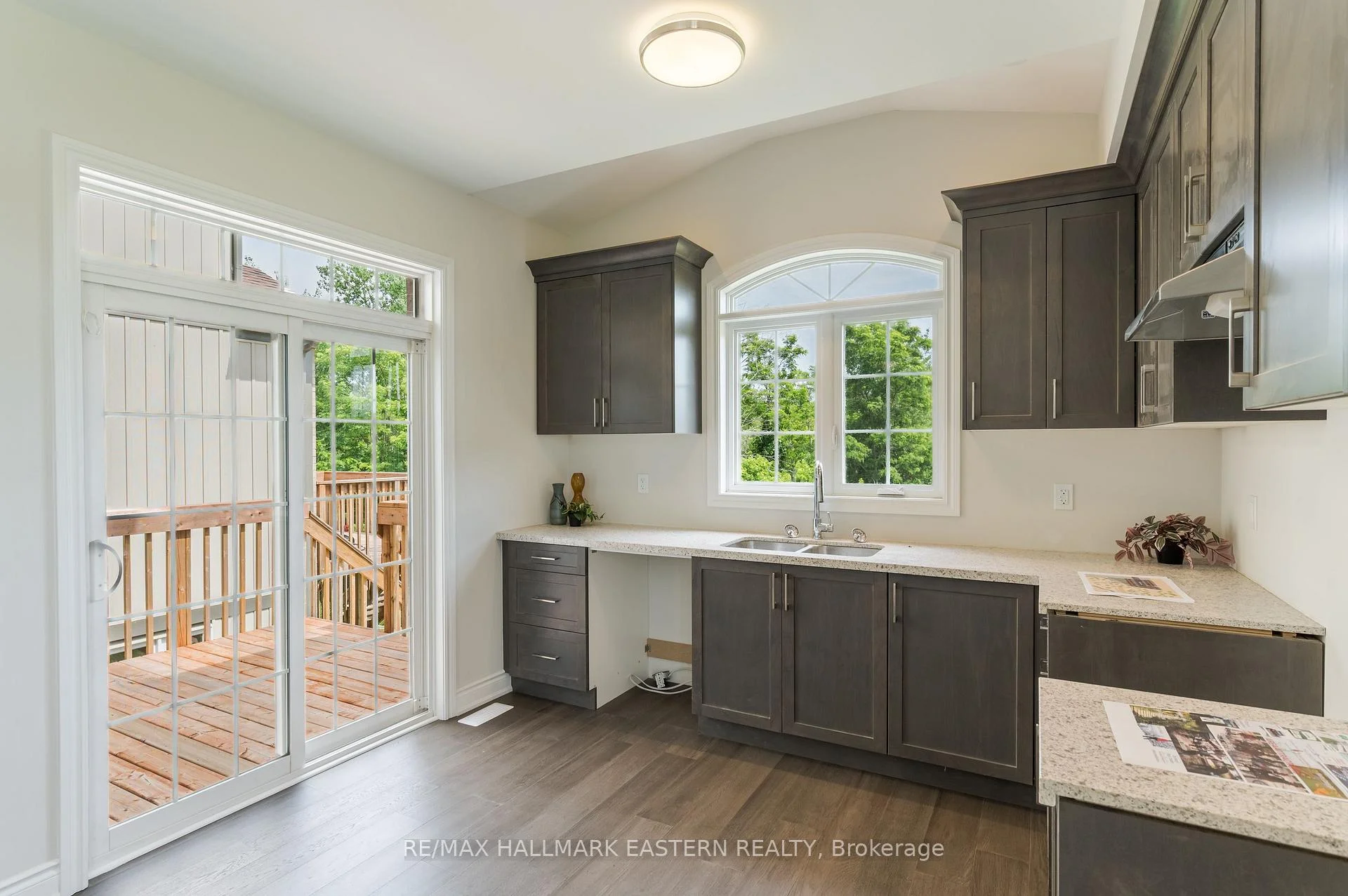 Photo 27 of 35 Coldbrook Drive, Cavan Monaghan, Millbrook Village — HOMEH