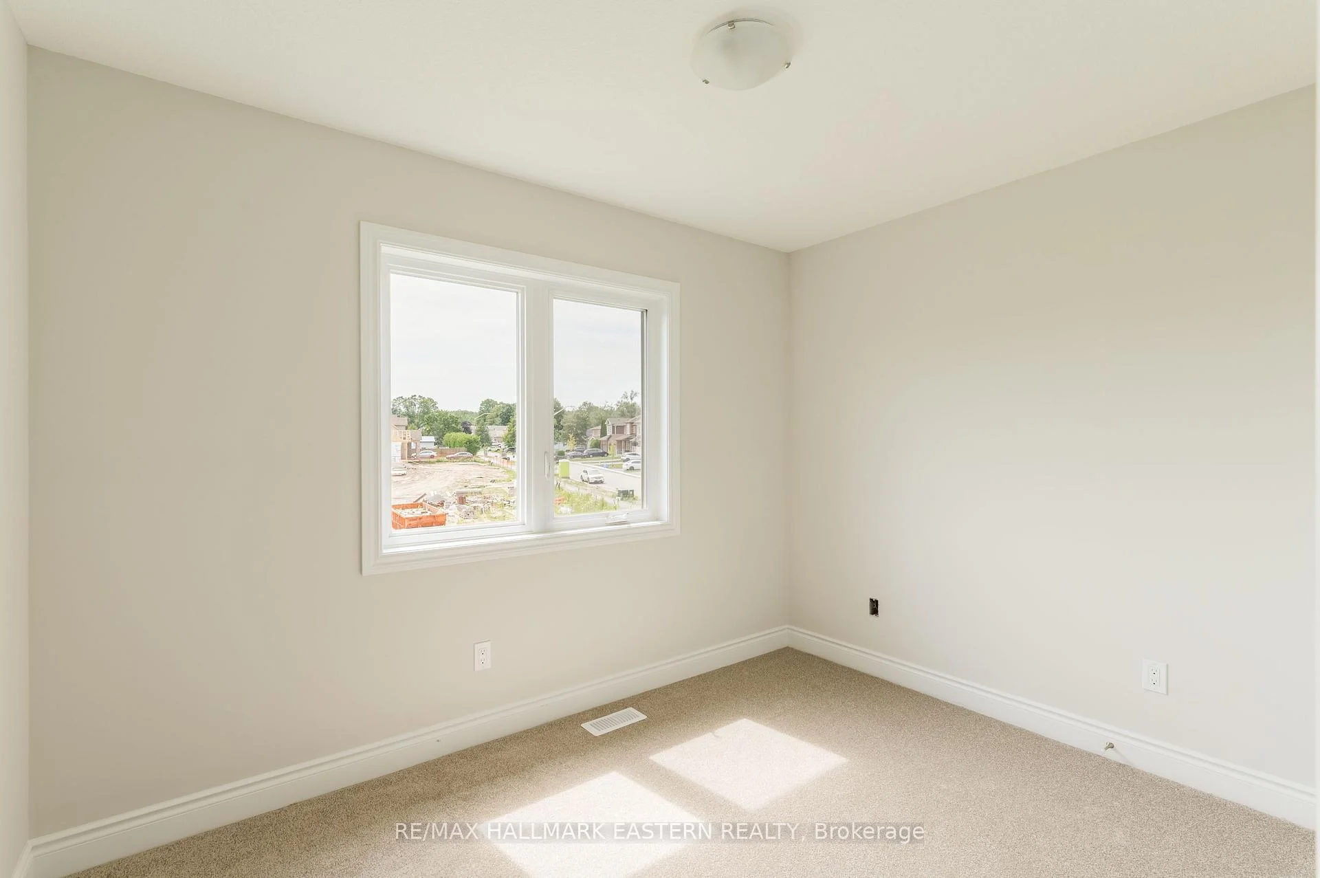 Photo 43 of 35 Coldbrook Drive, Cavan Monaghan, Millbrook Village — HOMEH