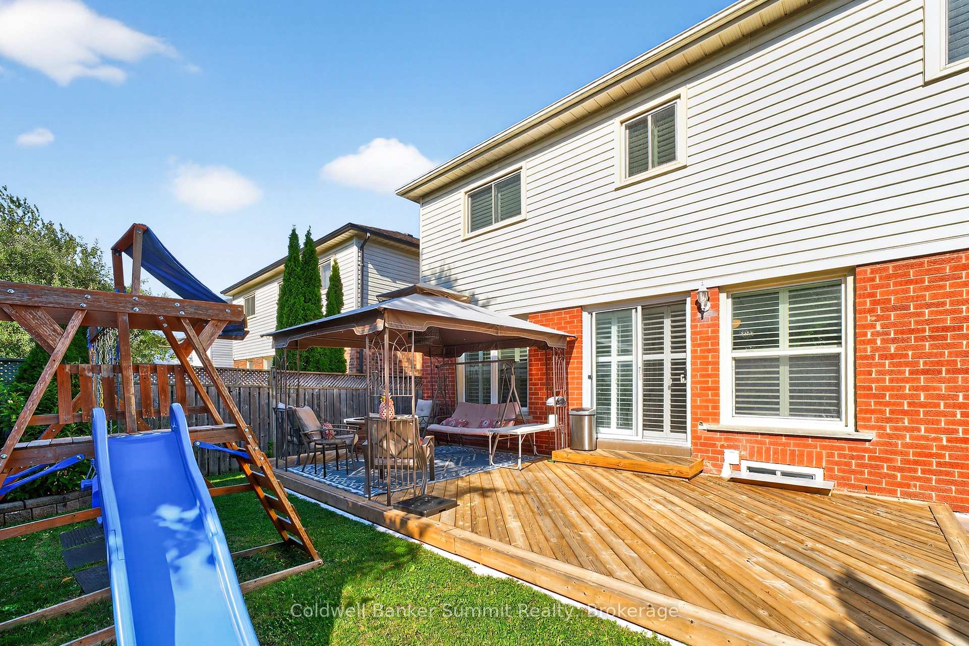 Photo 2 of 1037 Sandcliff Drive, Oshawa, Pinecrest — HOMEH