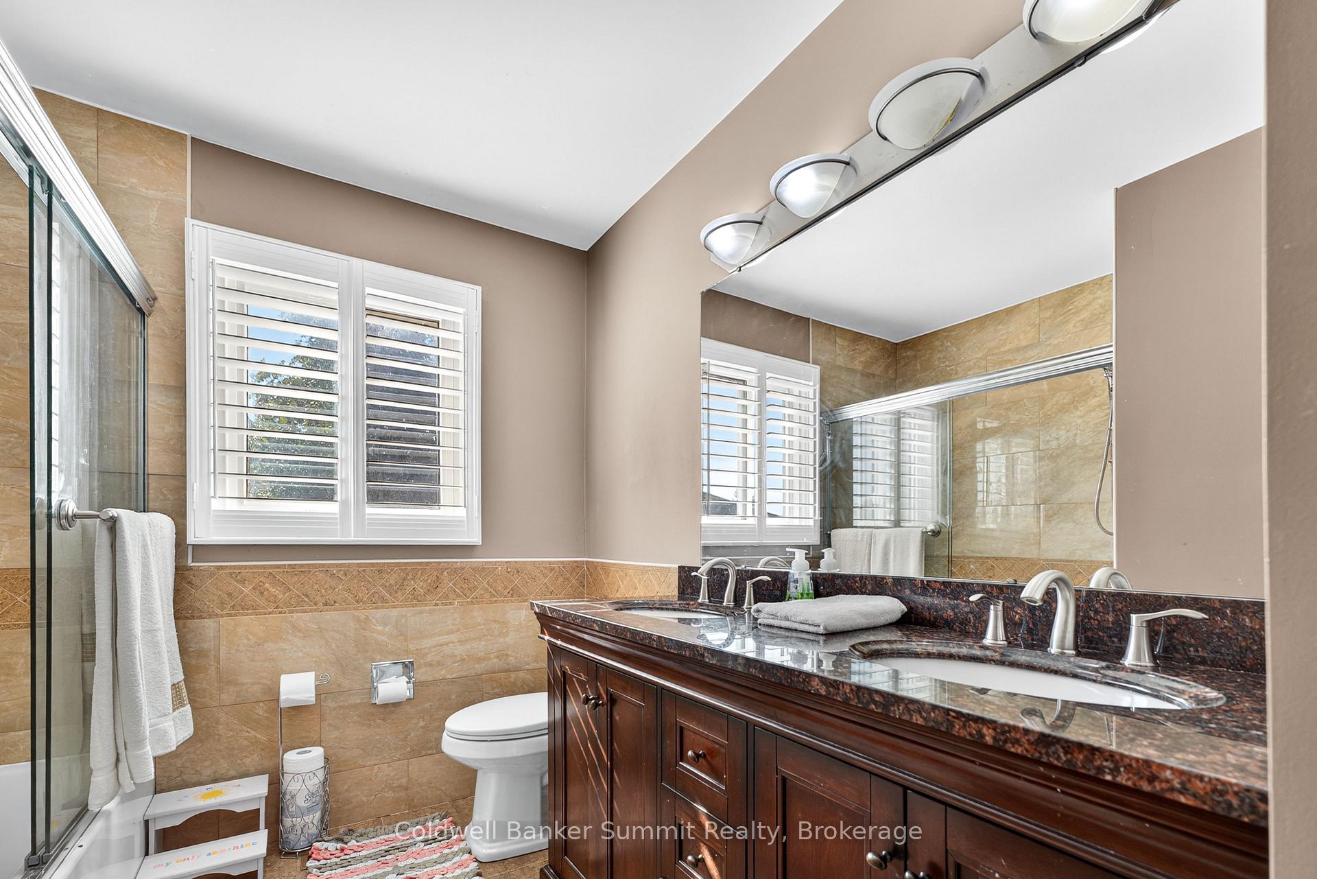 Photo 7 of 1037 Sandcliff Drive, Oshawa, Pinecrest — HOMEH