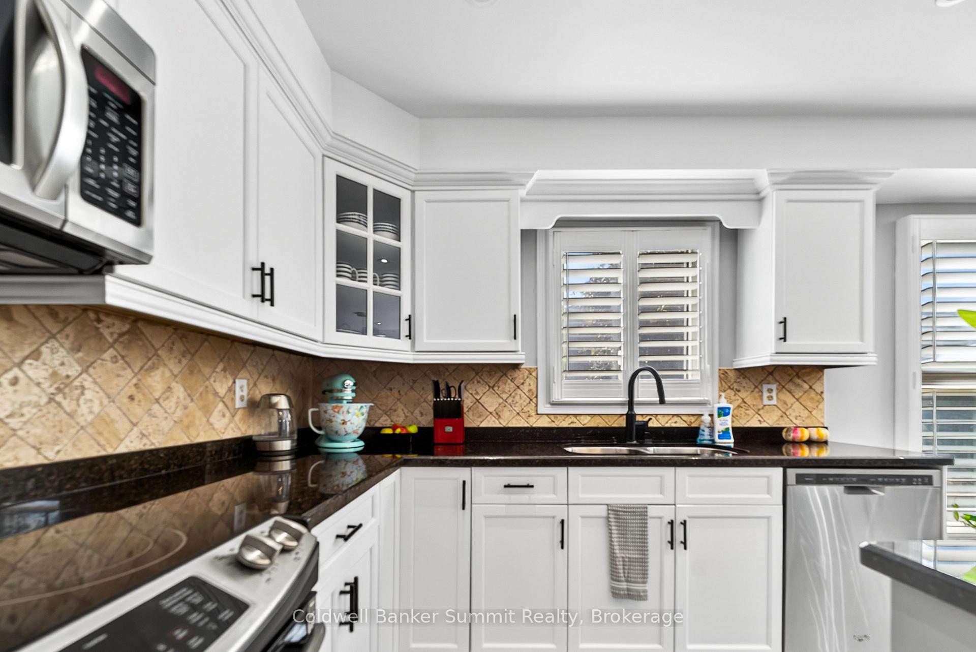 Photo 13 of 1037 Sandcliff Drive, Oshawa, Pinecrest — HOMEH