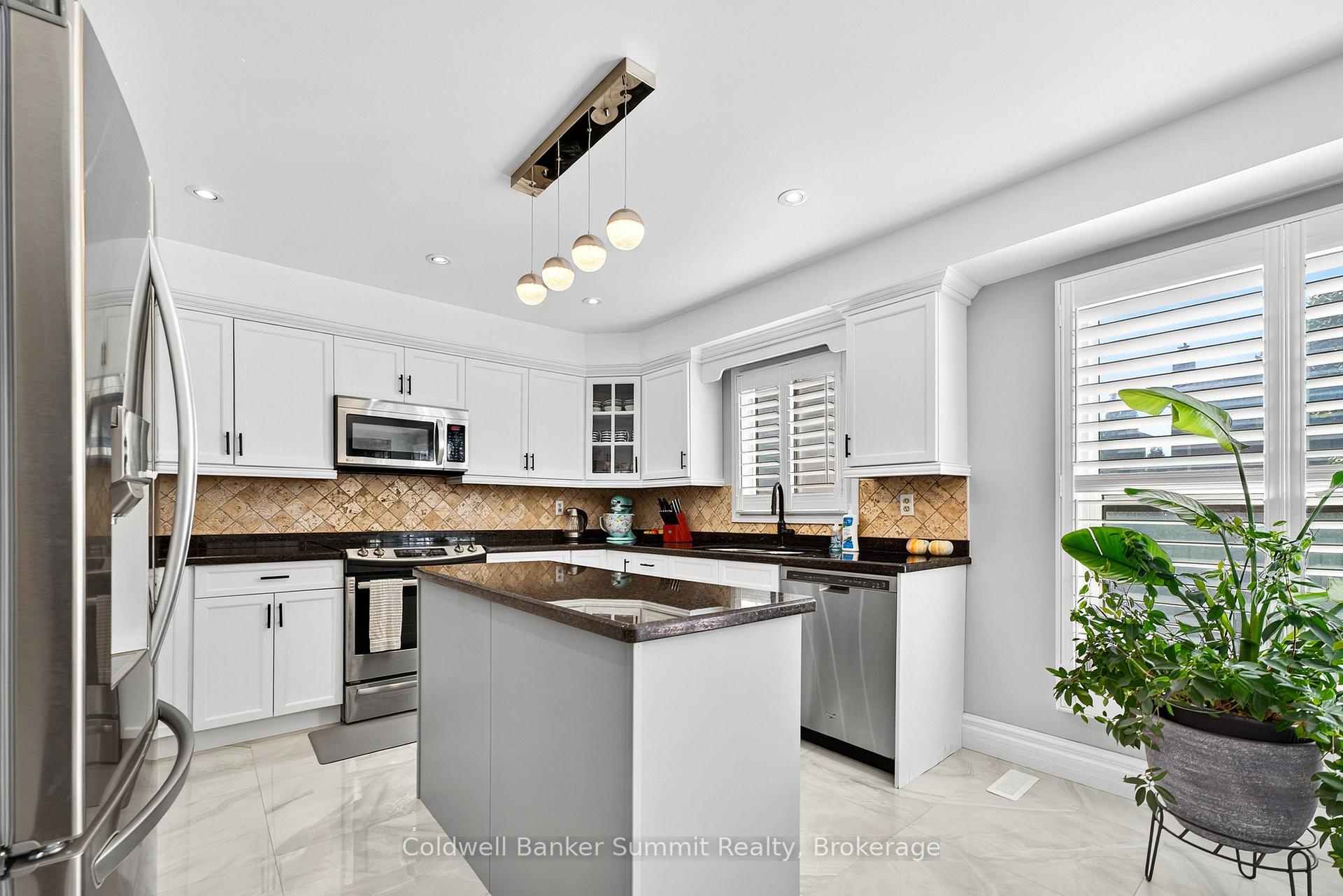 Photo 26 of 1037 Sandcliff Drive, Oshawa, Pinecrest — HOMEH