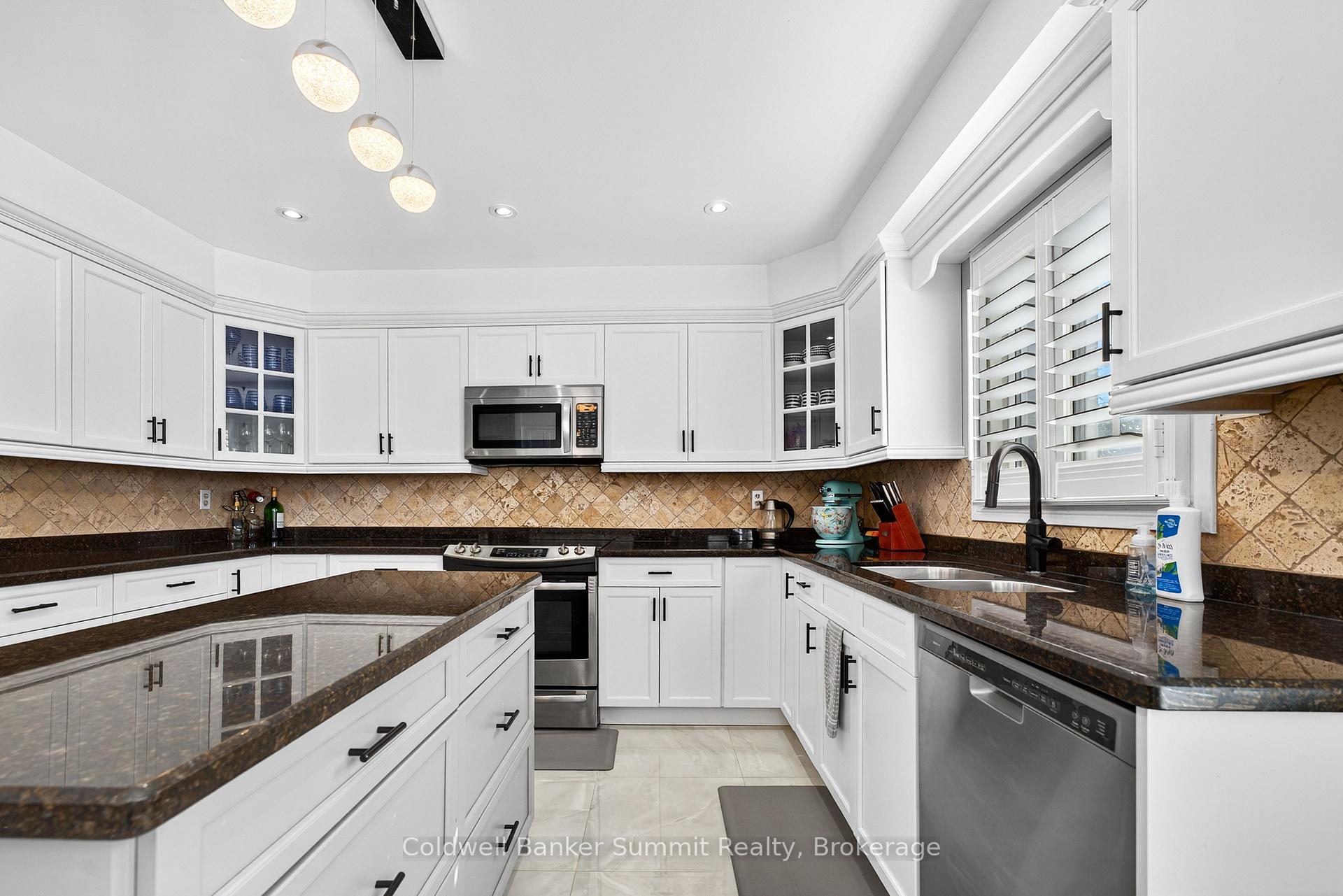 Photo 27 of 1037 Sandcliff Drive, Oshawa, Pinecrest — HOMEH