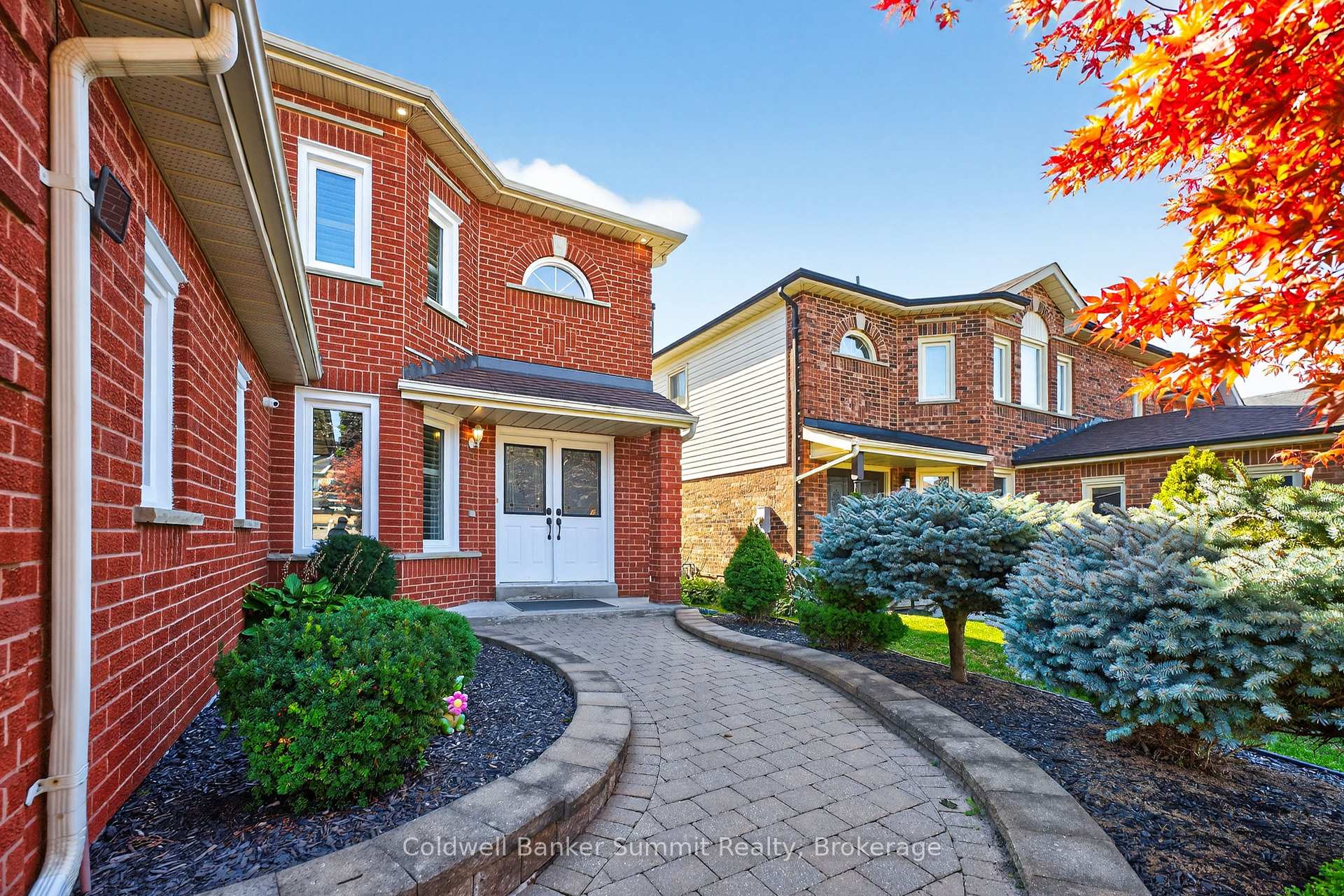 Photo 1 of 1037 Sandcliff Drive, Oshawa, Pinecrest — HOMEH