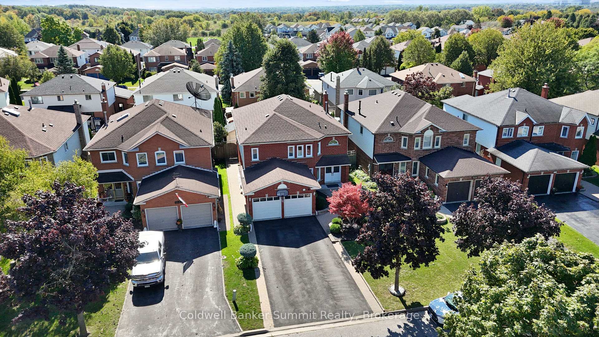 Photo 49 of 1037 Sandcliff Drive, Oshawa, Pinecrest — HOMEH