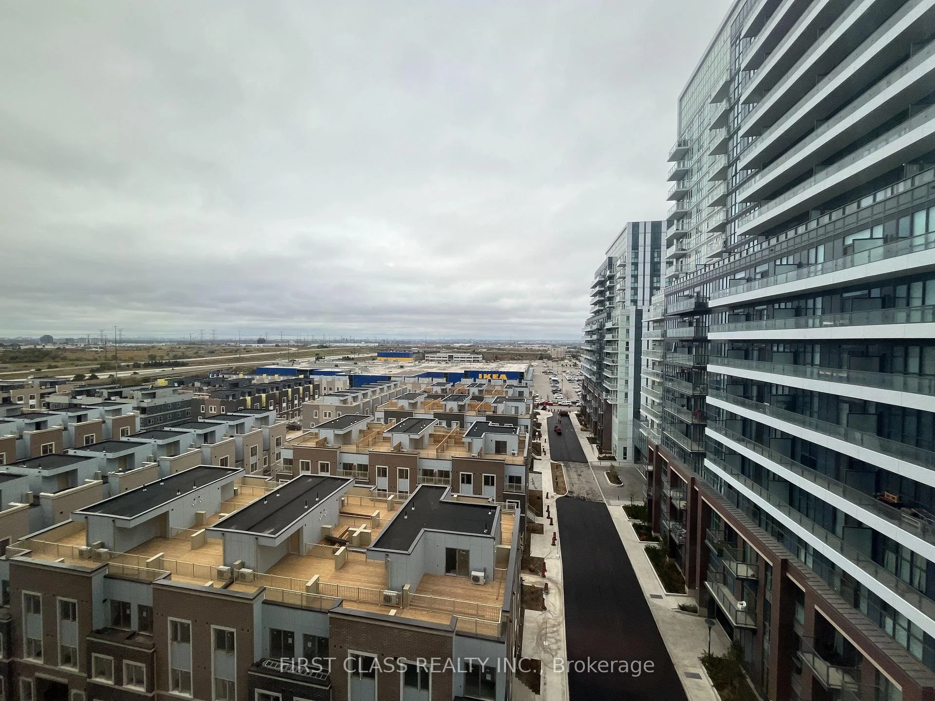 Photo 34 of Unit 907, 60 Honeycrisp Crescent, Vaughan, Vaughan Corporate Centre — HOMEH