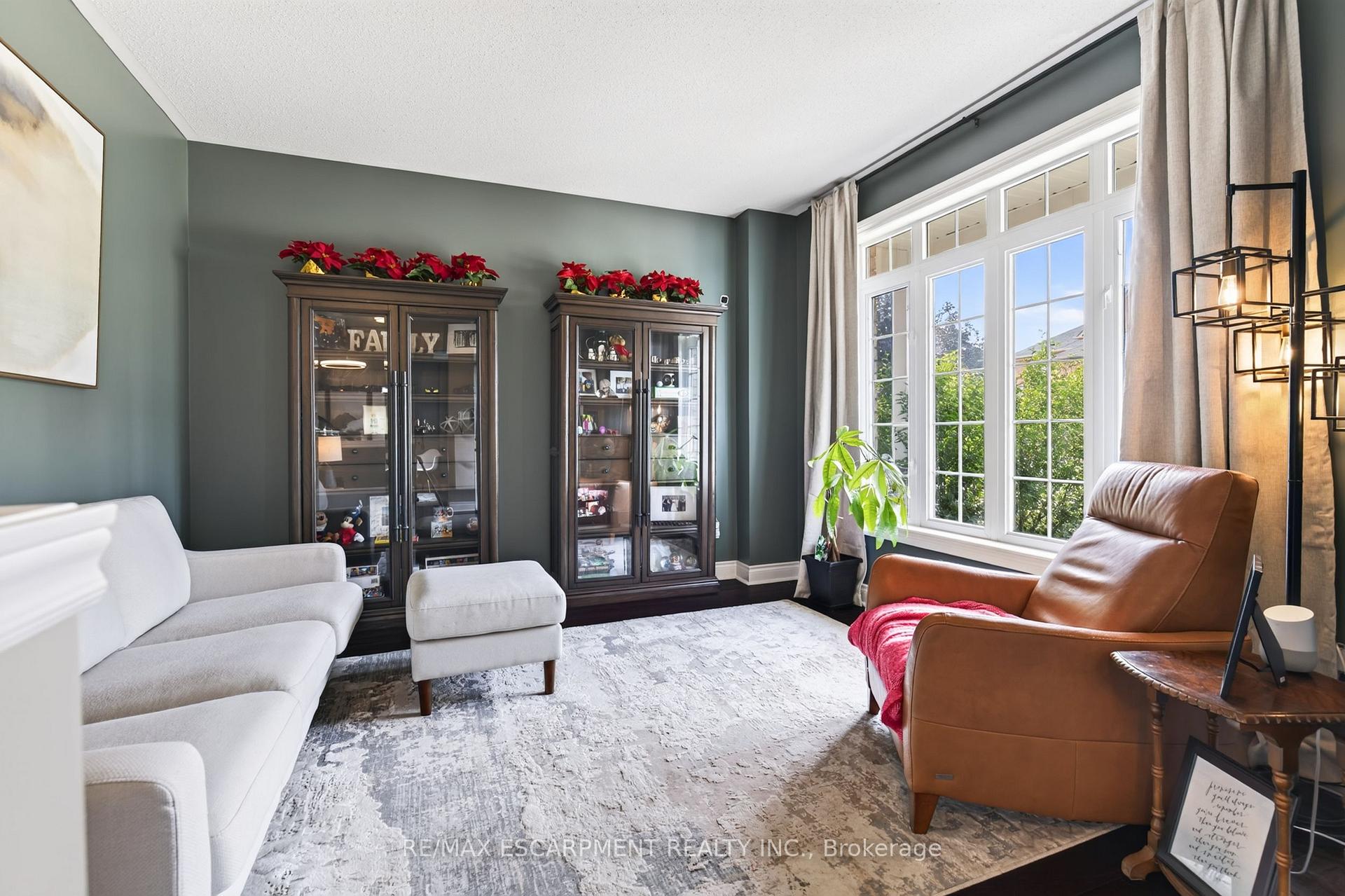 Photo 5 of 16 Watercliff Place, Hamilton, Winona Park — HOMEH