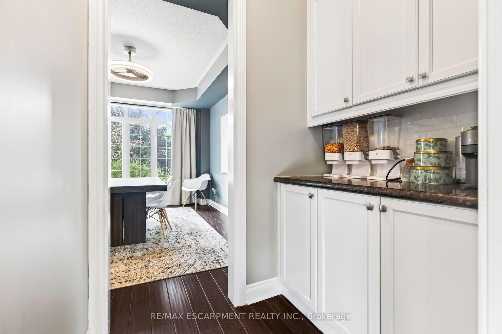 Photo 12 of 16 Watercliff Place, Hamilton, Winona Park — HOMEH