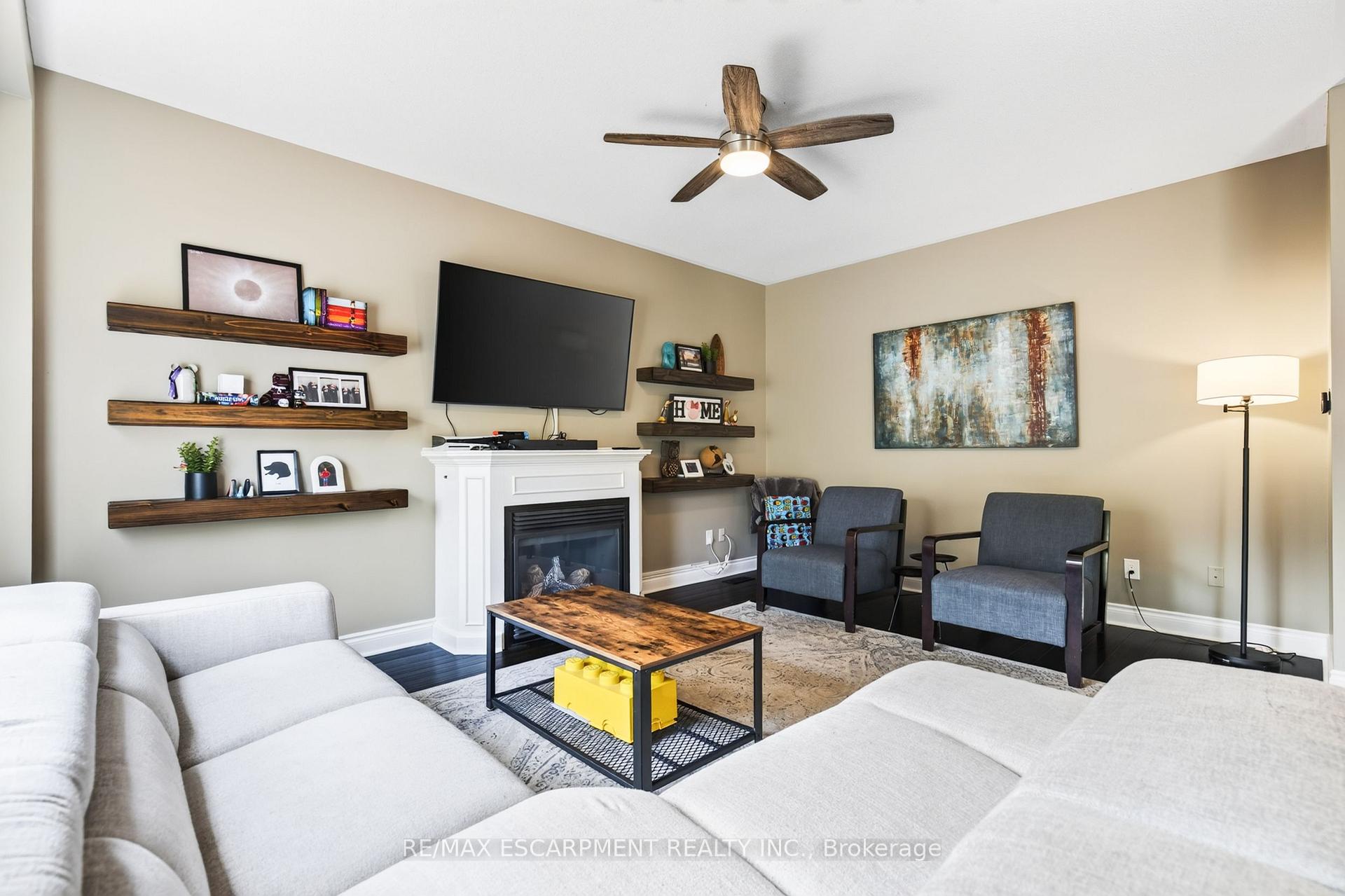 Photo 21 of 16 Watercliff Place, Hamilton, Winona Park — HOMEH