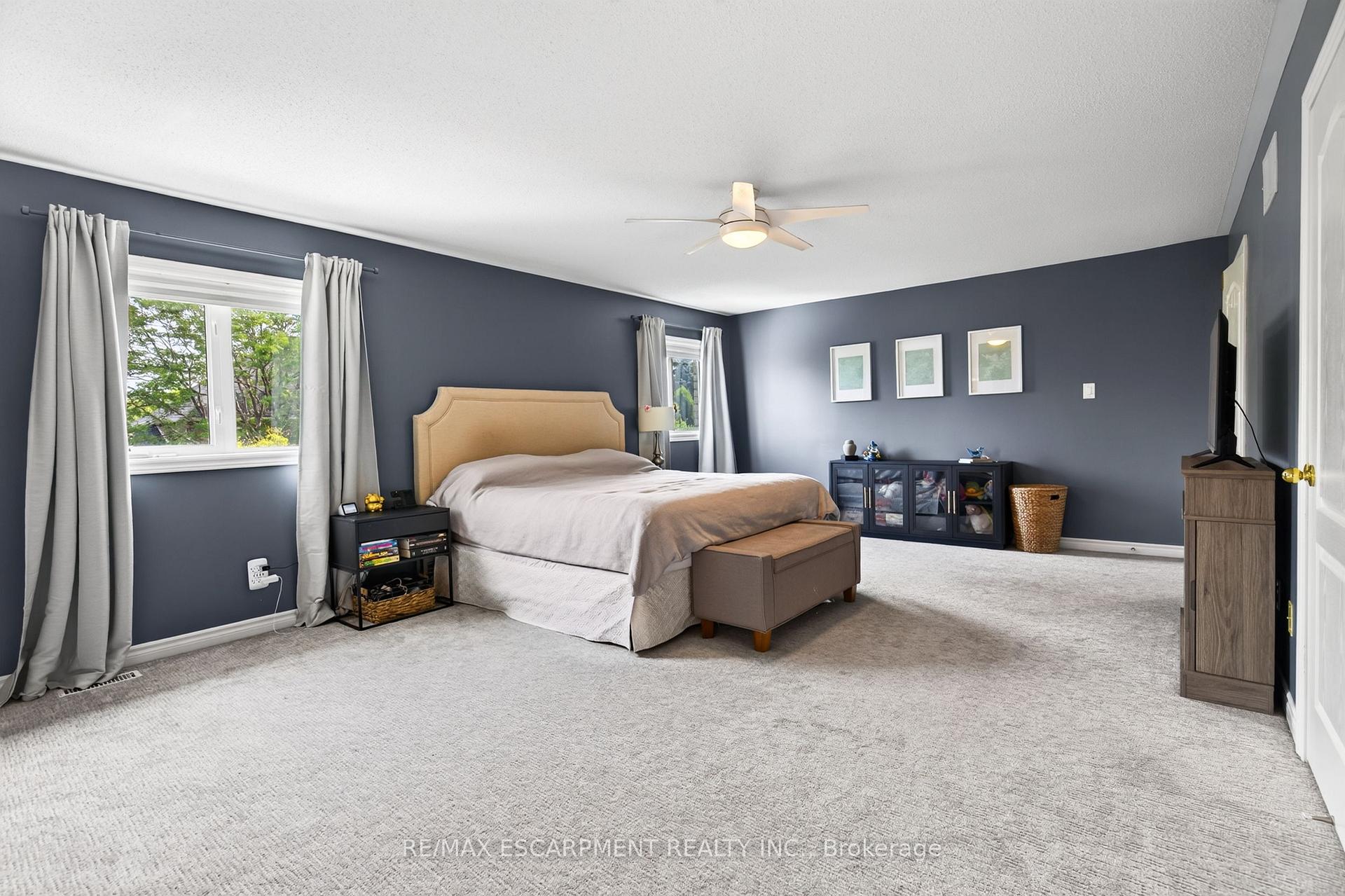 Photo 30 of 16 Watercliff Place, Hamilton, Winona Park — HOMEH