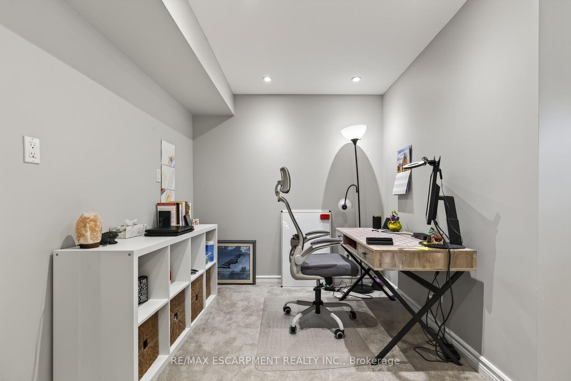 Photo 41 of 16 Watercliff Place, Hamilton, Winona Park — HOMEH