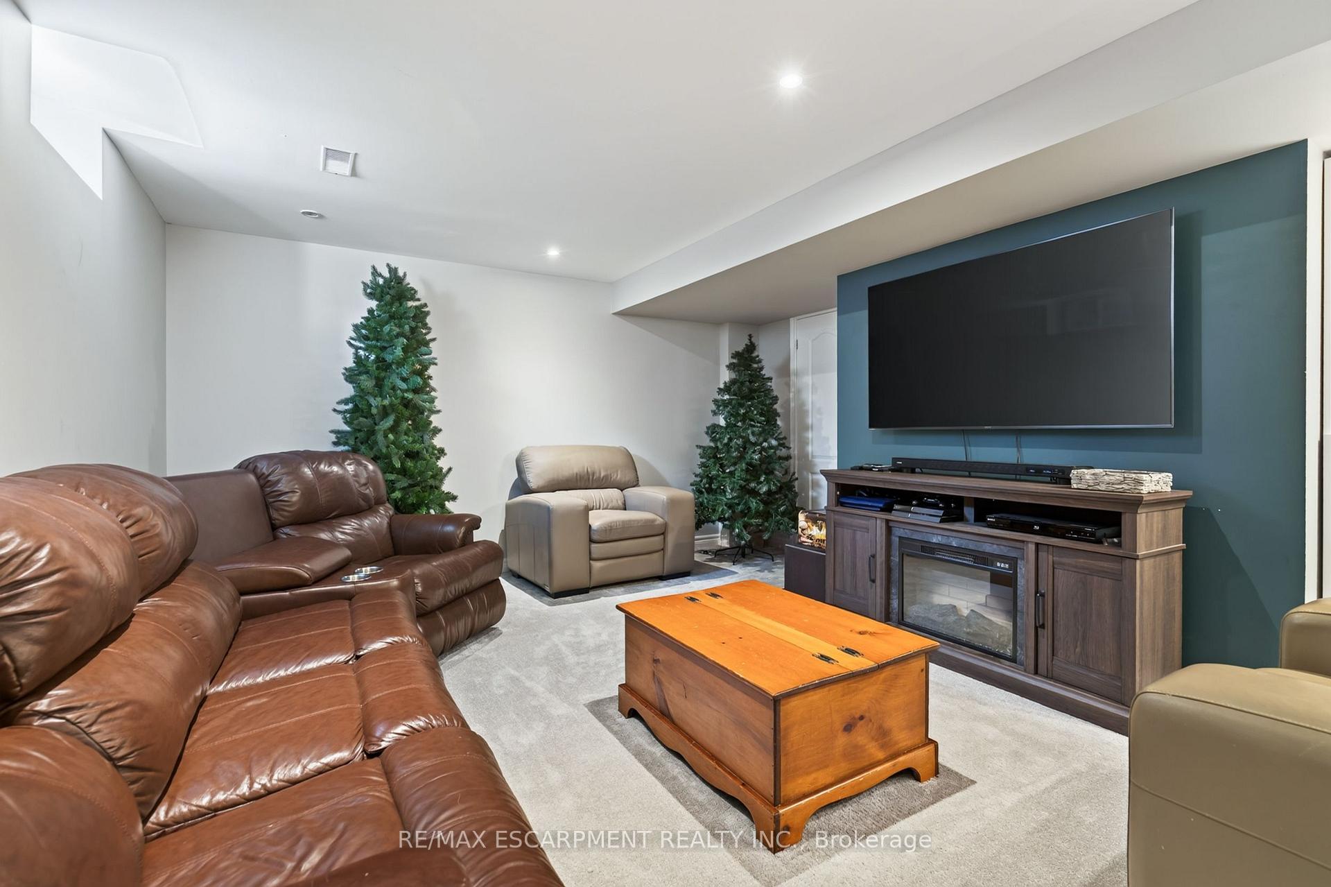 Photo 43 of 16 Watercliff Place, Hamilton, Winona Park — HOMEH