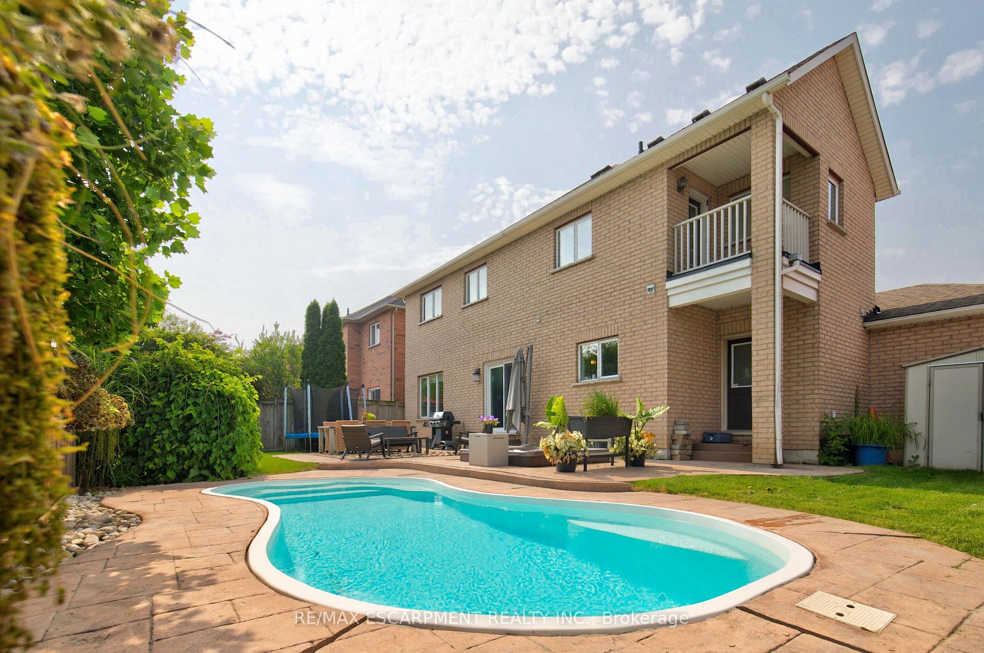 Photo 50 of 16 Watercliff Place, Hamilton, Winona Park — HOMEH
