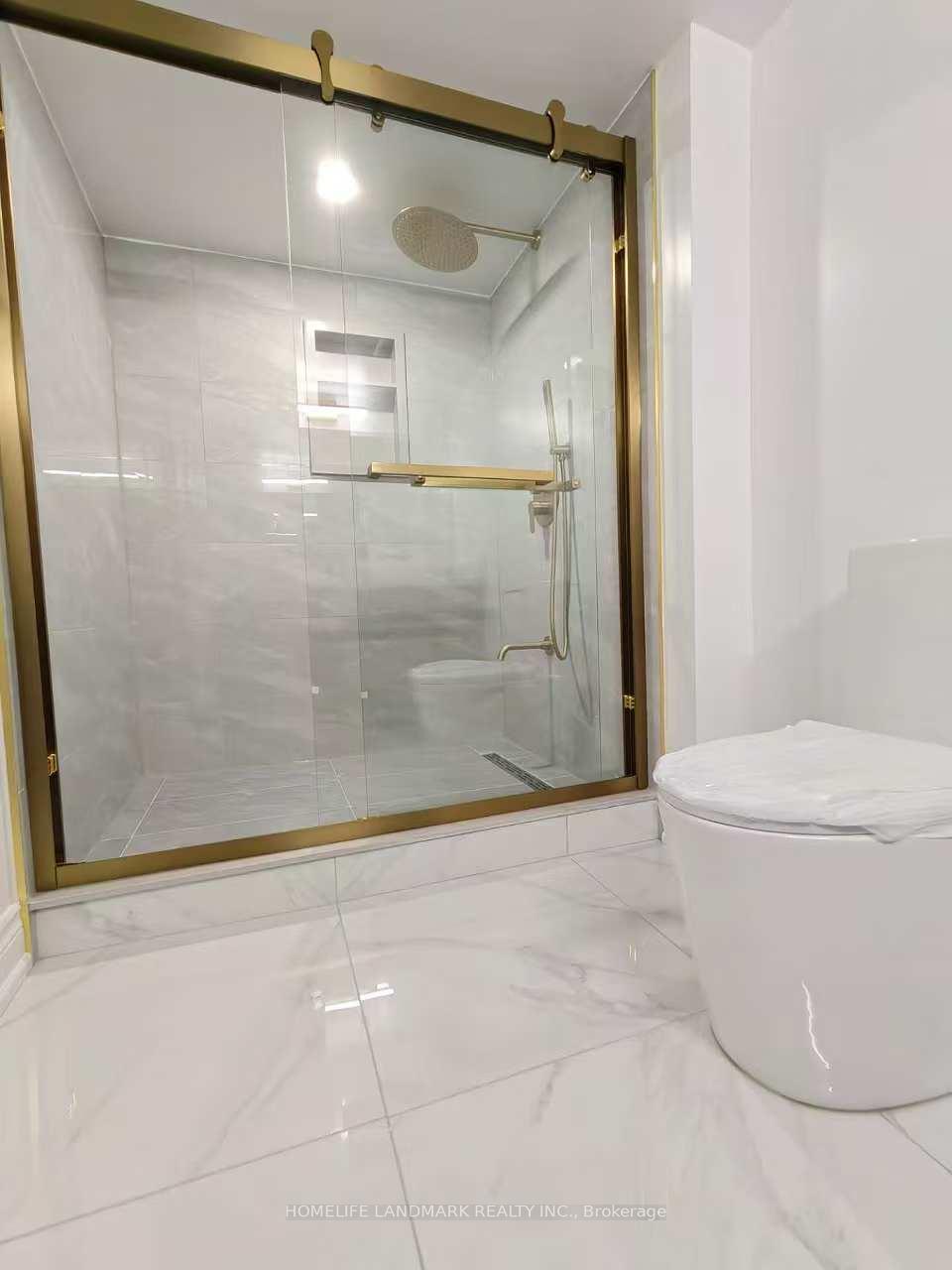 Photo 7 of 252 Borealis Avenue, Aurora, Bayview Northeast — HOMEH