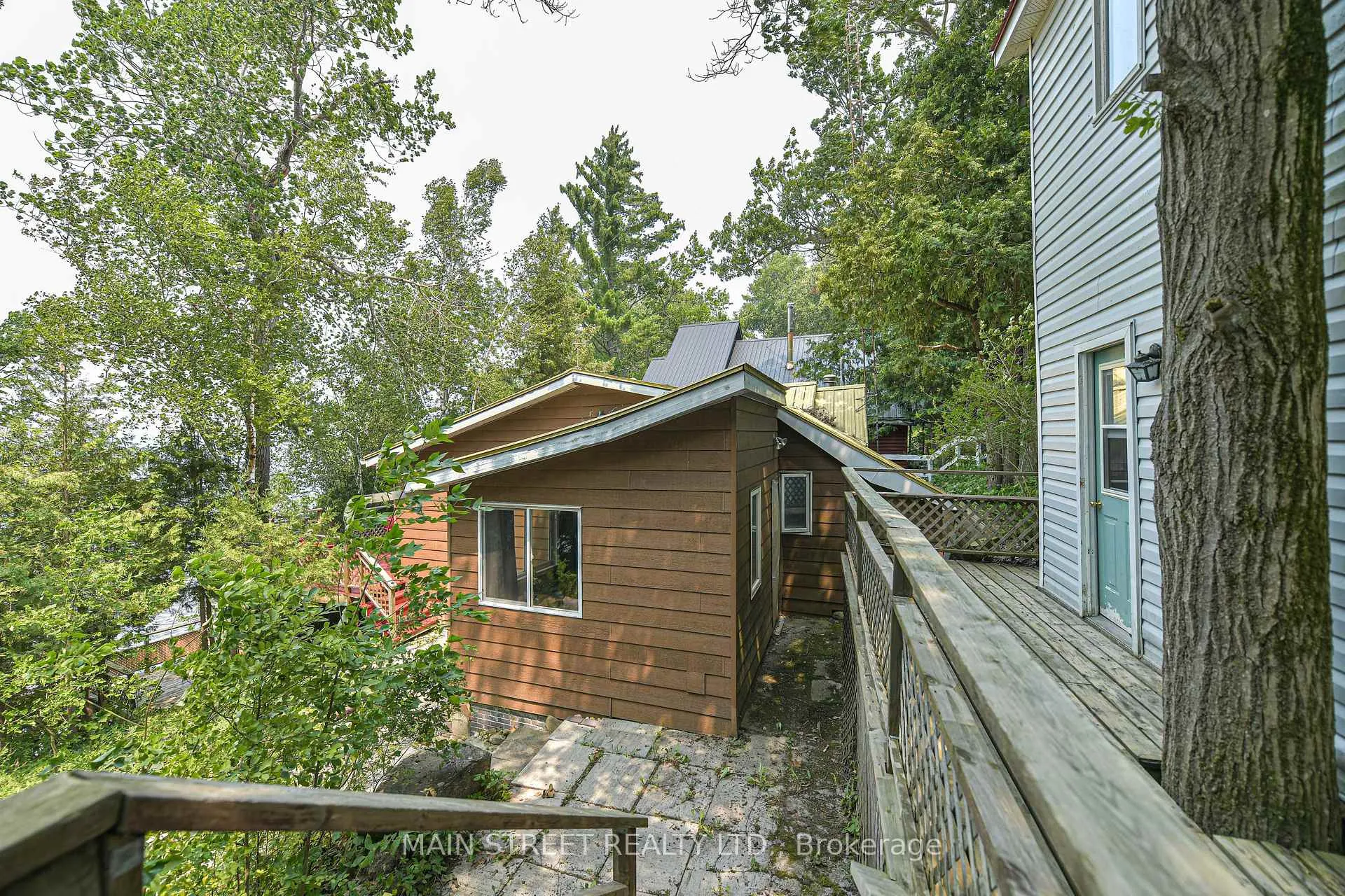 Photo 5 of 1310 Black Beach Lane, Ramara, Rural Ramara — HOMEH