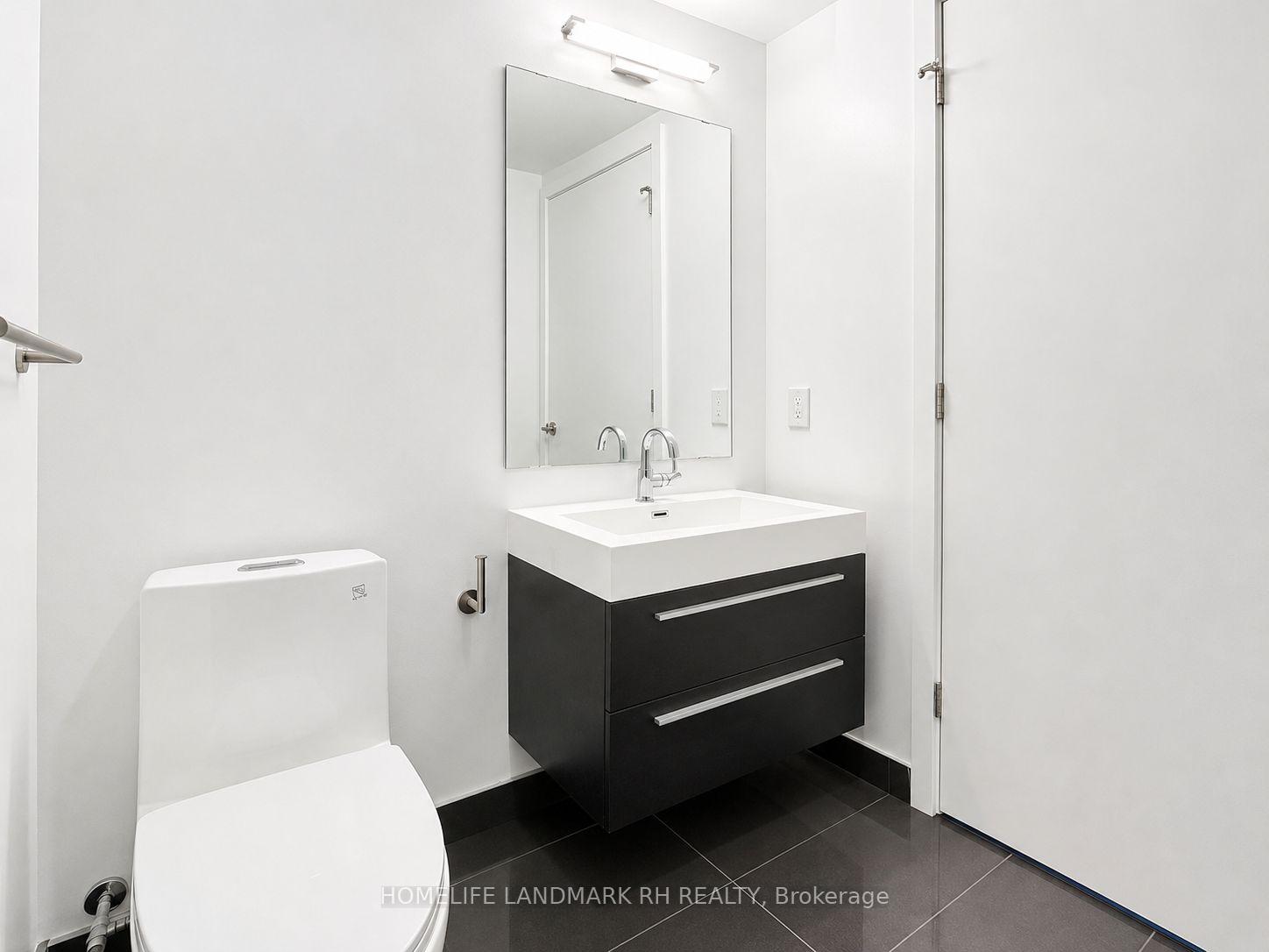 Photo 7 of Unit 2301, 39 Roehampton Avenue, Toronto, Mount Pleasant West — HOMEH