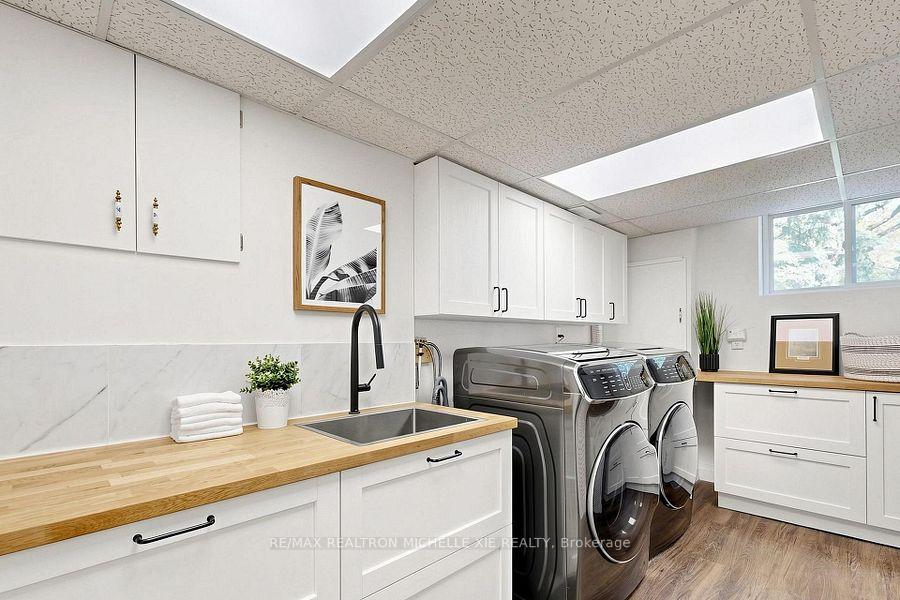 Photo 33 of 8 Meadowglade Crescent, North York, Henry Farm — HOMEH