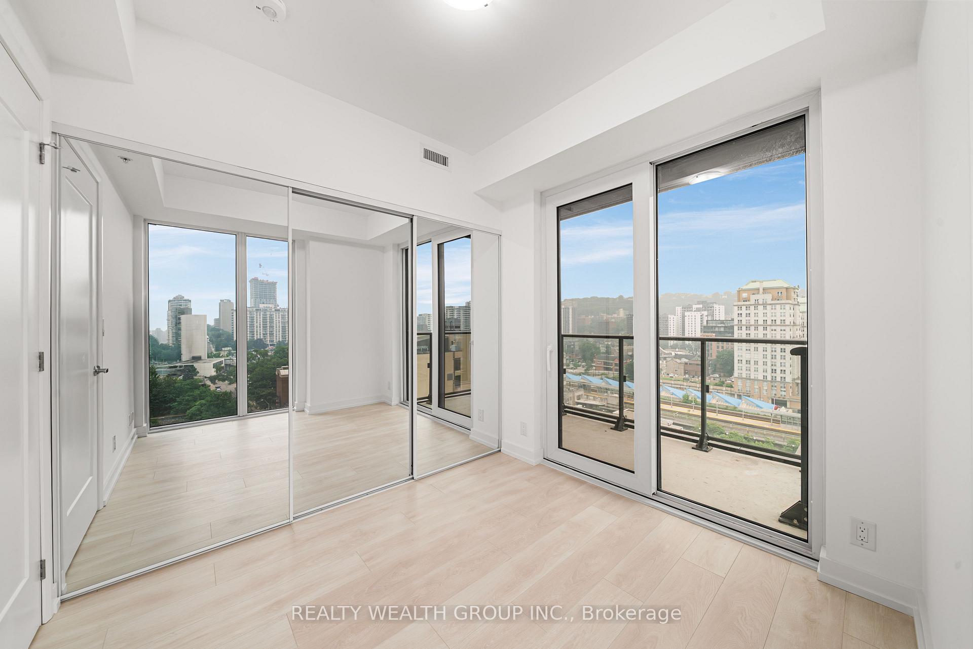 Photo 8 of Unit 1224, 75 James Street S, Hamilton, Corktown — HOMEH