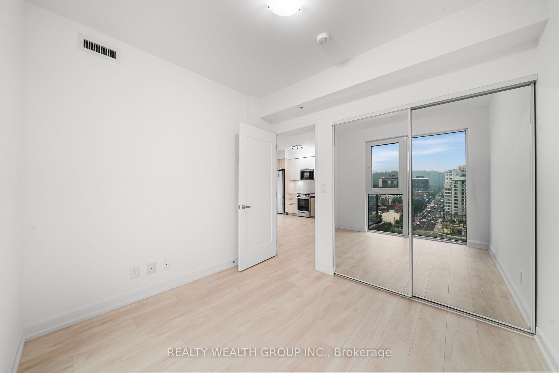 Photo 11 of Unit 1224, 75 James Street S, Hamilton, Corktown — HOMEH