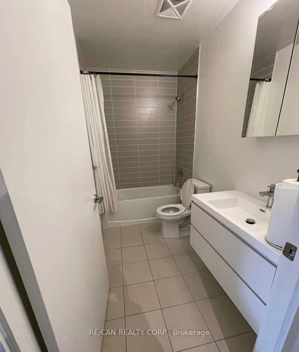 Photo 7 of Unit 1002, 292 Verdale Crossing E, Markham, Unionville — HOMEH