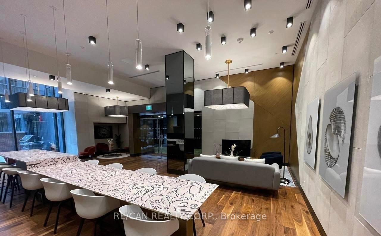 Photo 22 of Unit 1002, 292 Verdale Crossing E, Markham, Unionville — HOMEH