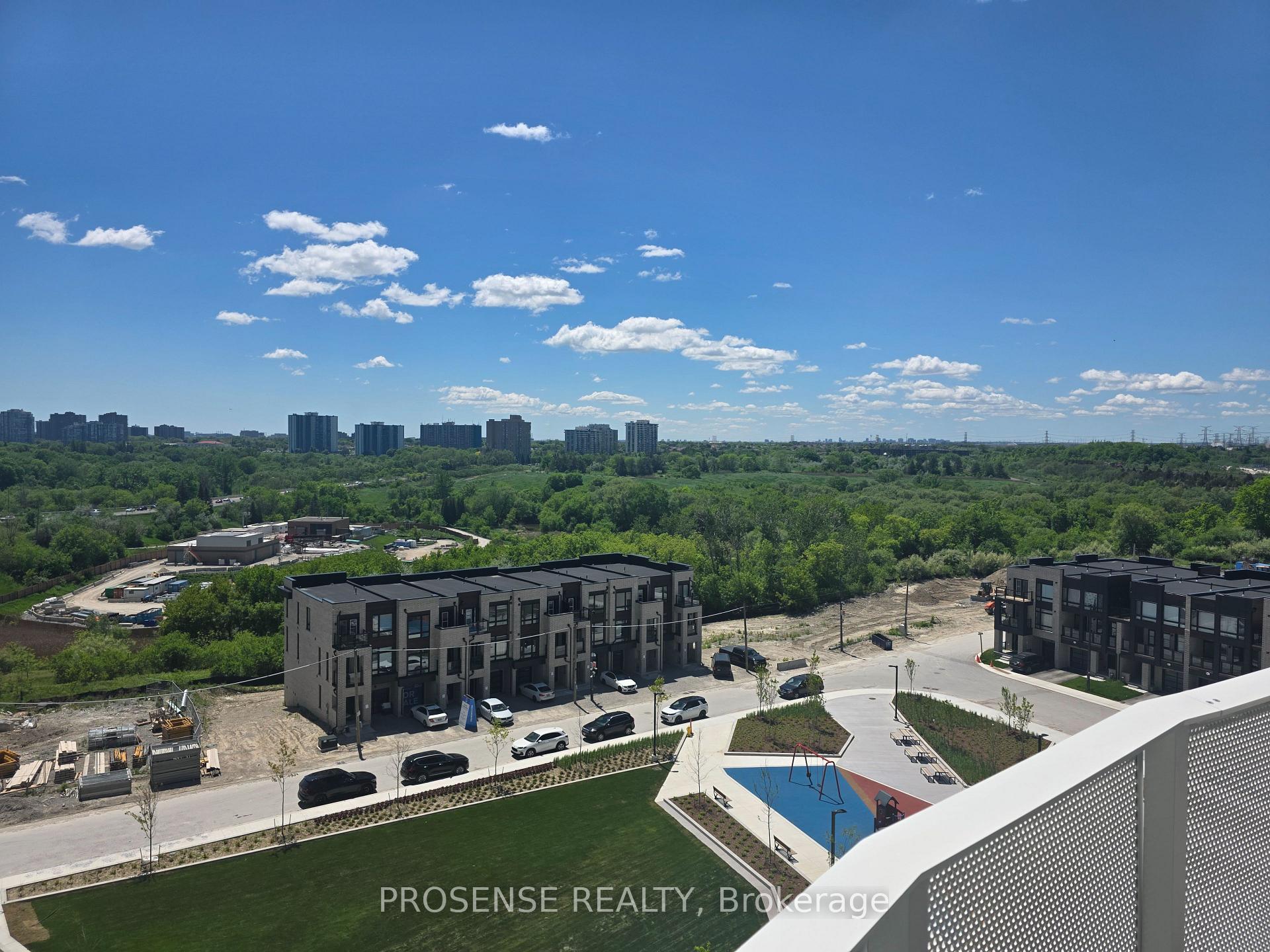Photo 3 of Unit 2102, 10 Flavelle Trail, Vaughan, Steeles West Industrial — HOMEH