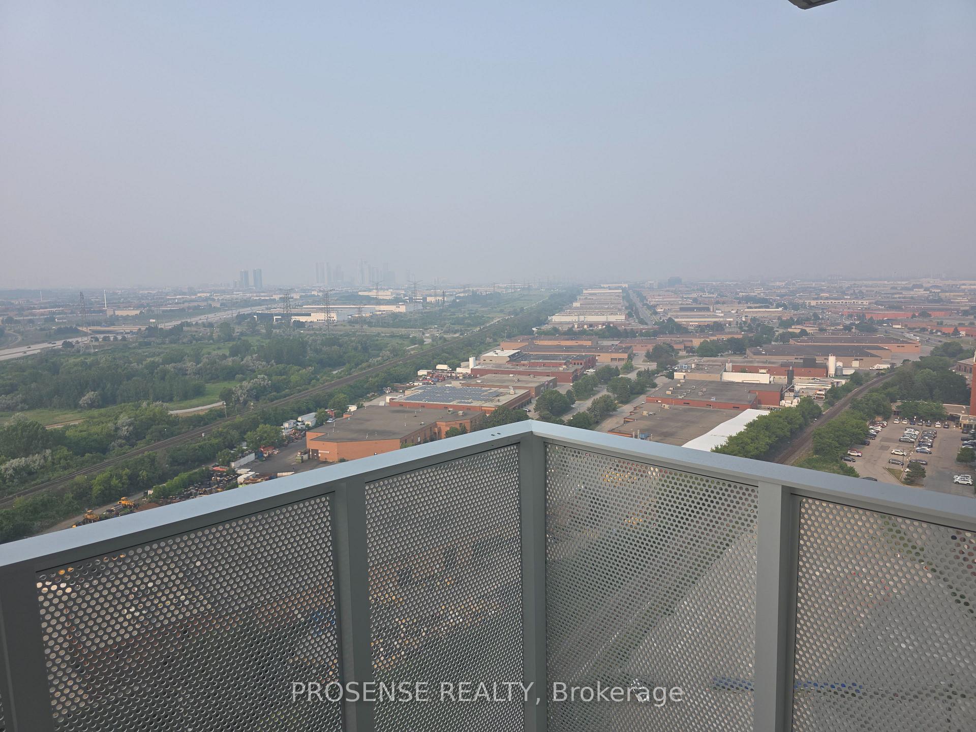 Photo 30 of Unit 2102, 10 Flavelle Trail, Vaughan, Steeles West Industrial — HOMEH