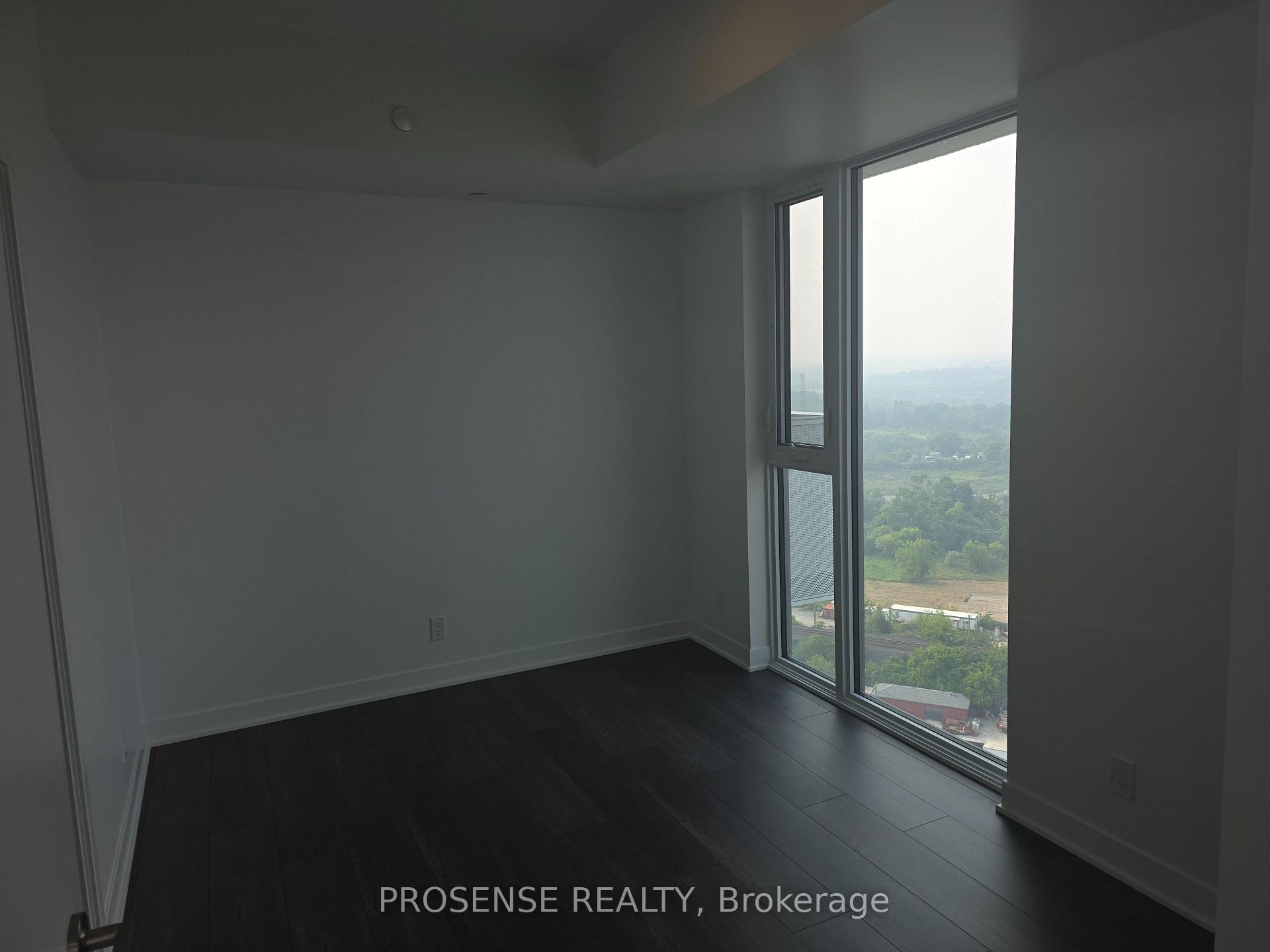 Photo 35 of Unit 2102, 10 Flavelle Trail, Vaughan, Steeles West Industrial — HOMEH