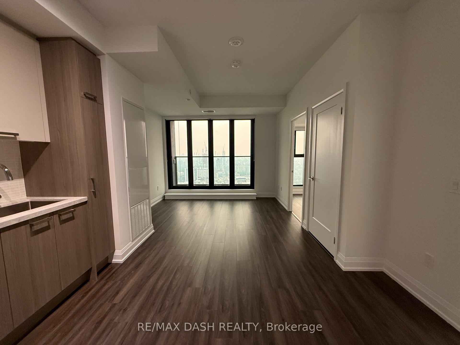 Photo 8 of Unit 3606, 20 Soudan Avenue, Toronto, Mount Pleasant West — HOMEH
