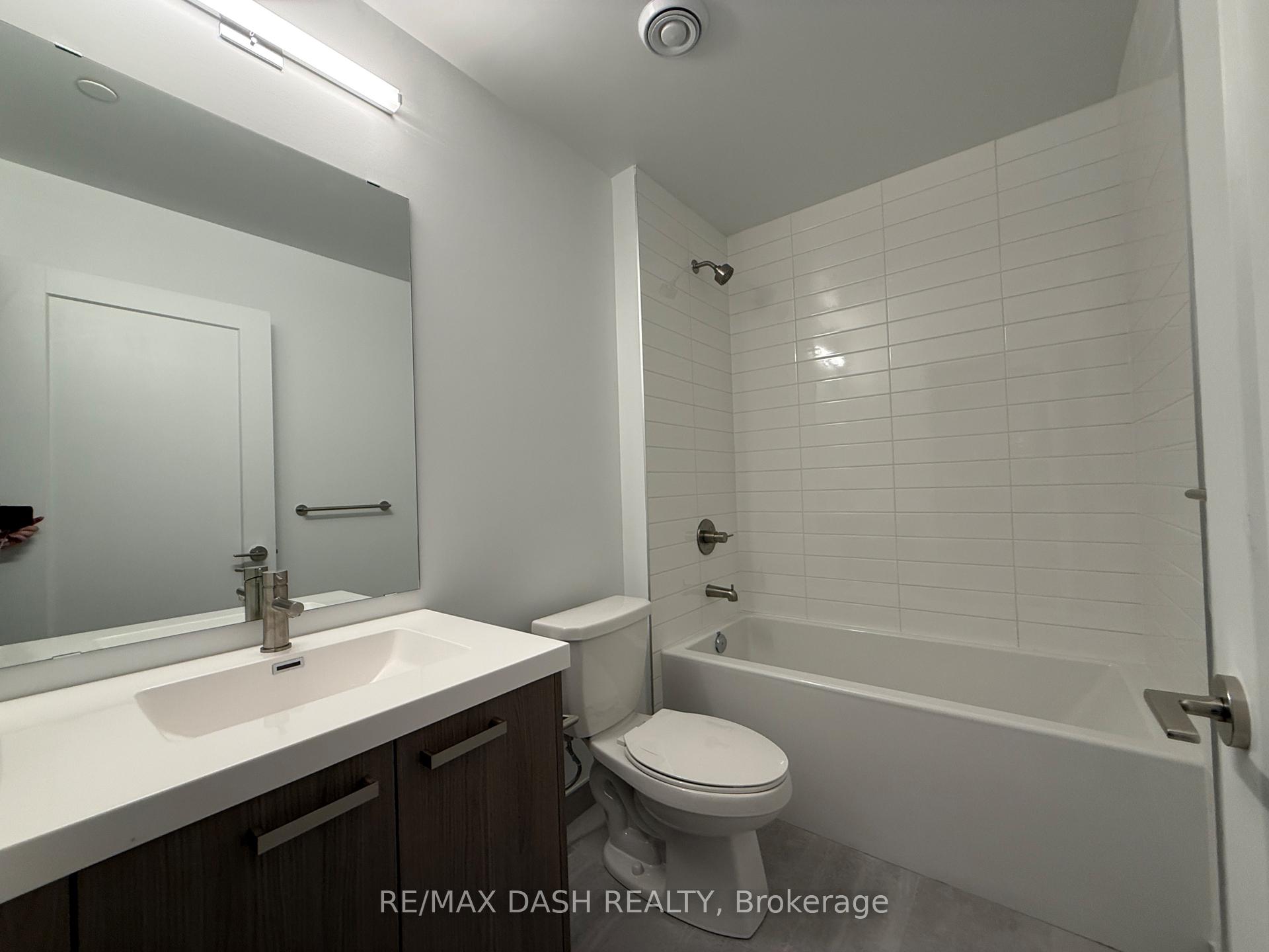 Photo 16 of Unit 3606, 20 Soudan Avenue, Toronto, Mount Pleasant West — HOMEH