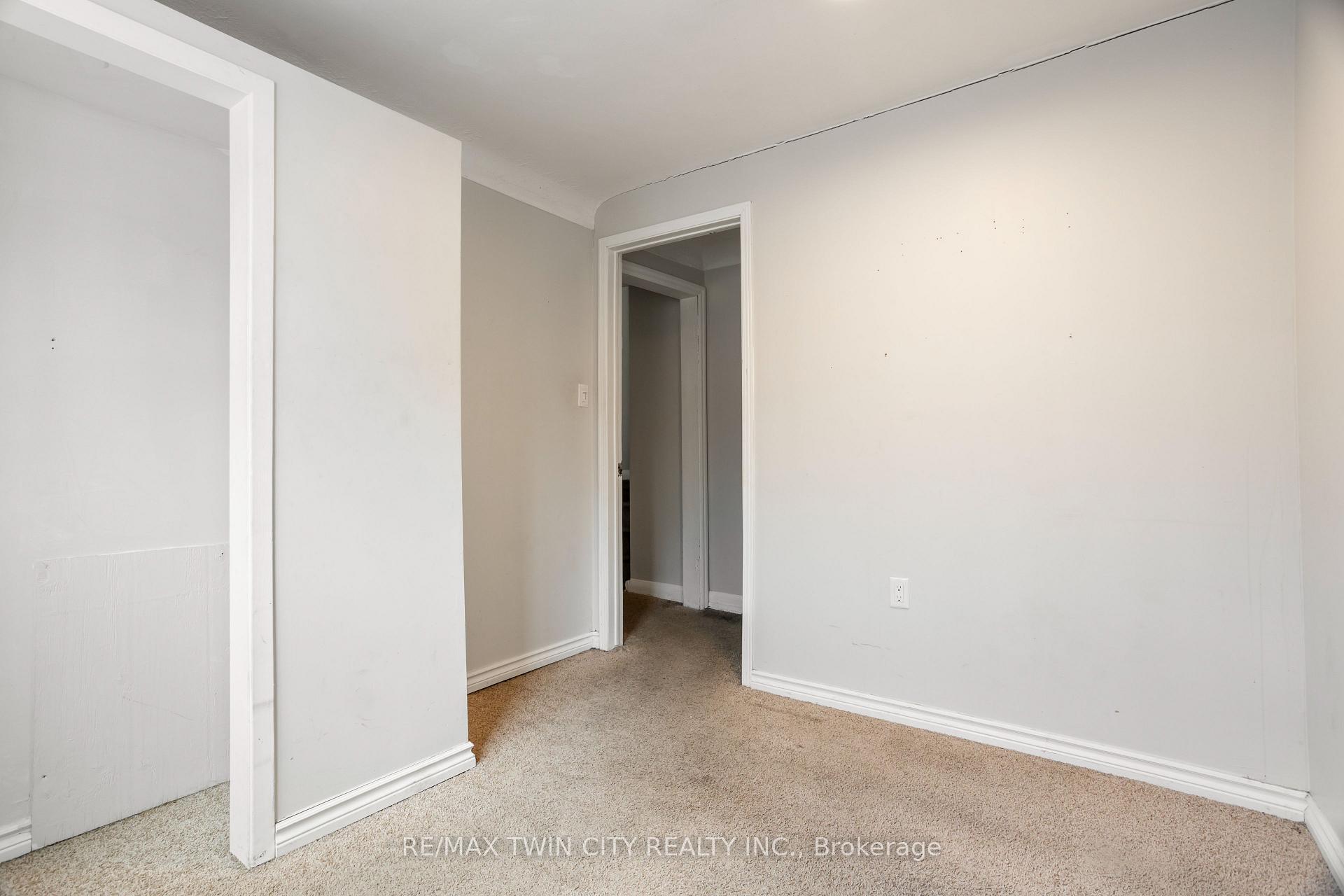 Photo 21 of 261 Water Street, Guelph, Dovercliffe Park/Old University — HOMEH