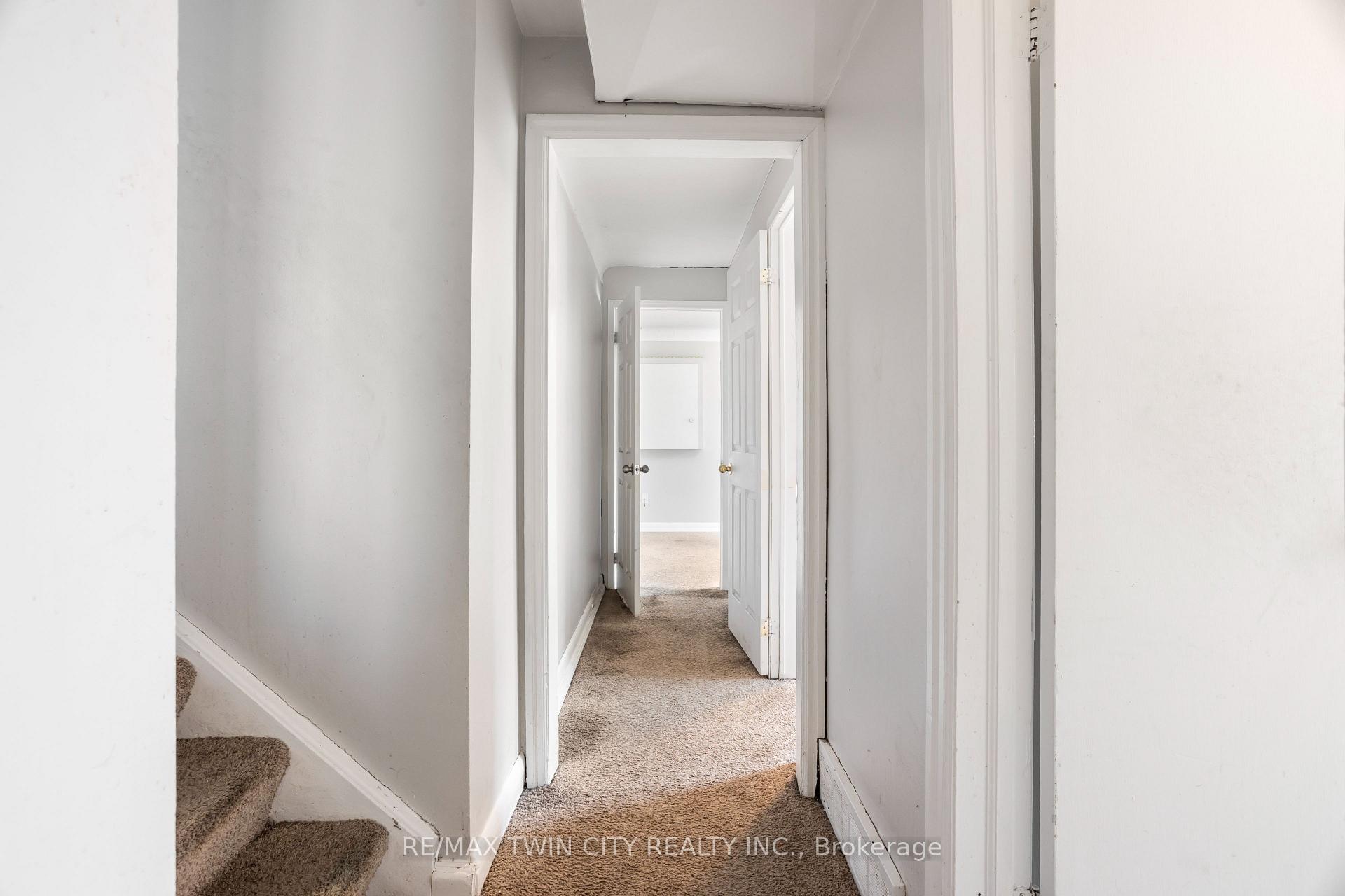 Photo 25 of 261 Water Street, Guelph, Dovercliffe Park/Old University — HOMEH