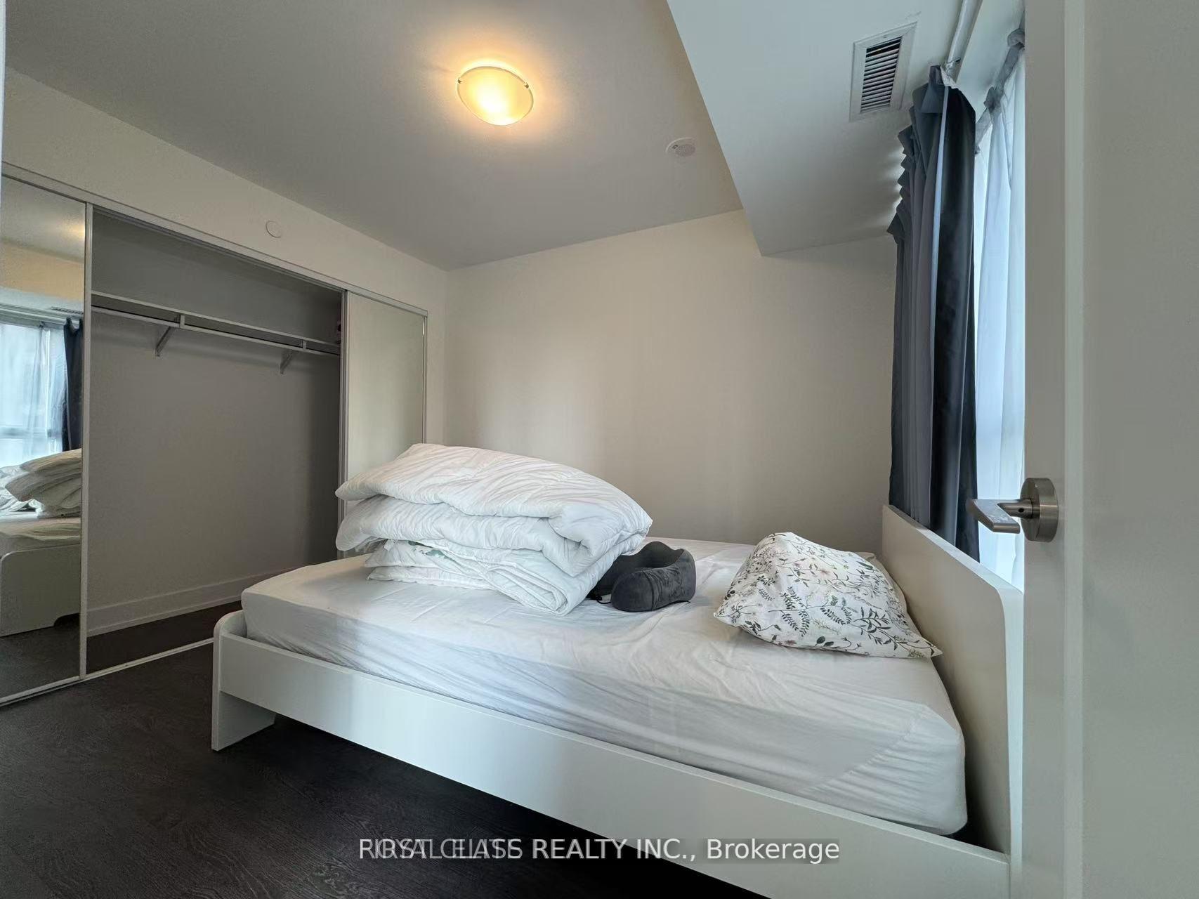 Photo 5 of Unit 531, 5 Mabelle Avenue, Etobicoke, Islington-City Centre West — HOMEH
