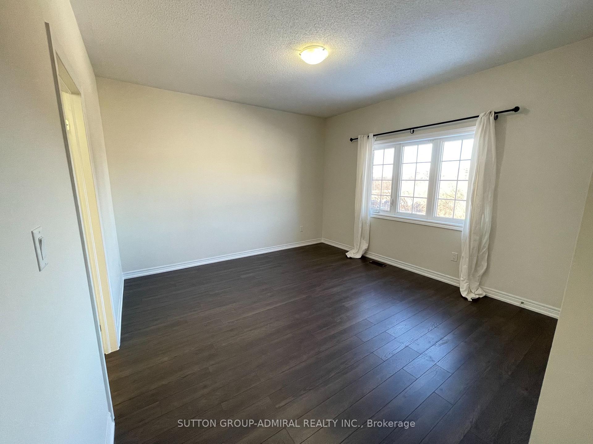 Photo 17 of 276 Chouinard Way, Aurora, Rural Aurora — HOMEH
