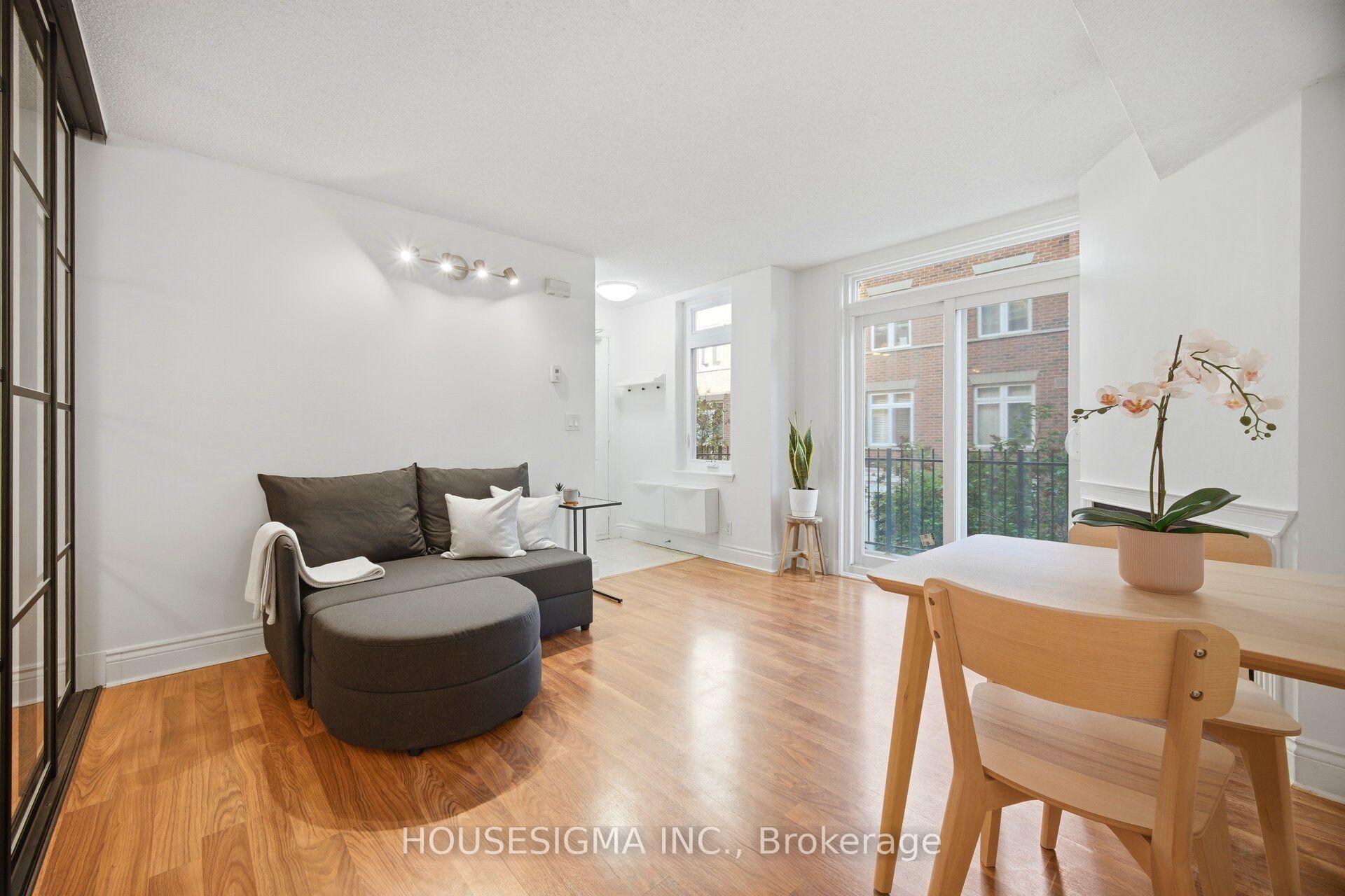 Photo 4 of Unit 25, 83 Lillian Street, Toronto, Mount Pleasant West — HOMEH