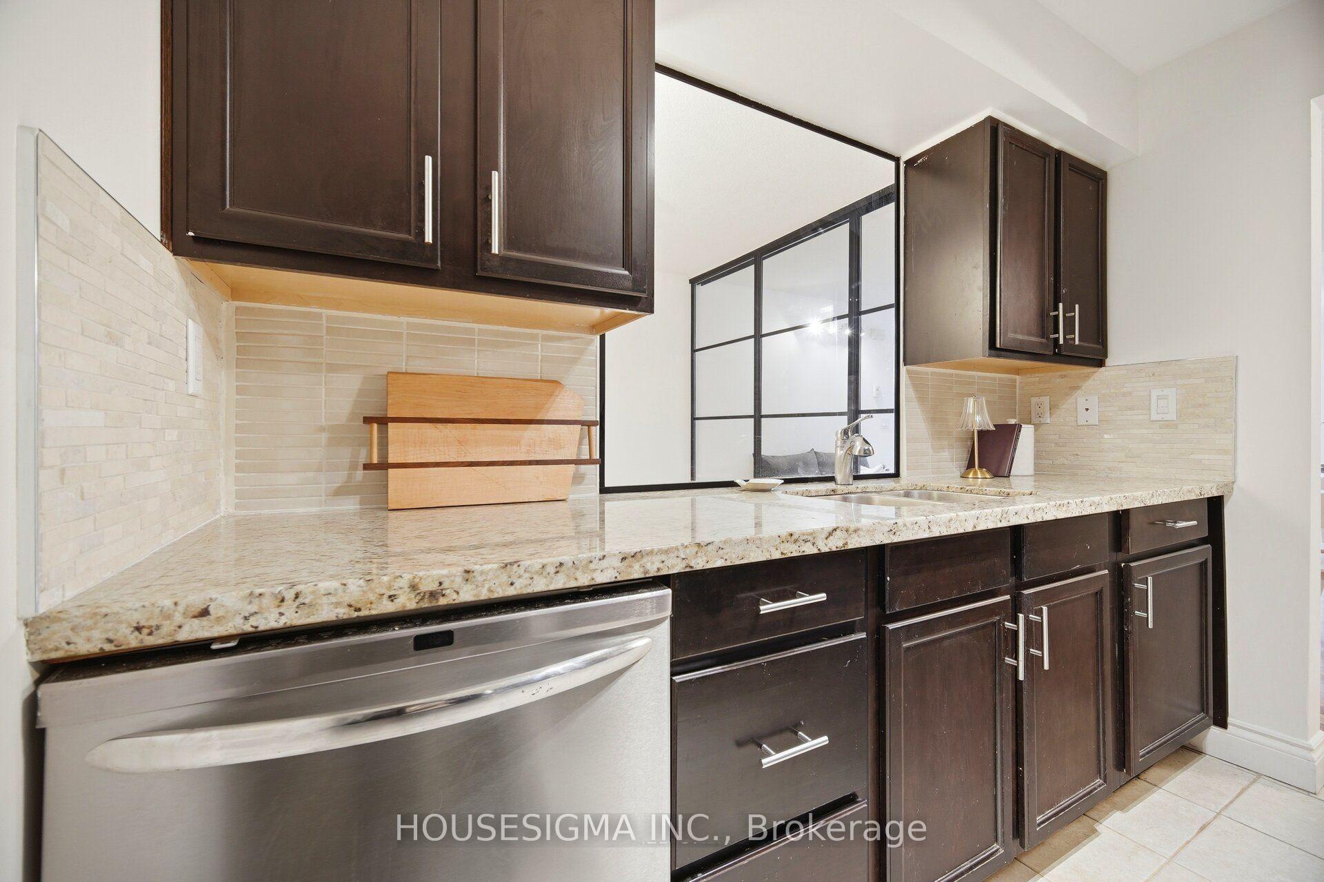 Photo 12 of Unit 25, 83 Lillian Street, Toronto, Mount Pleasant West — HOMEH